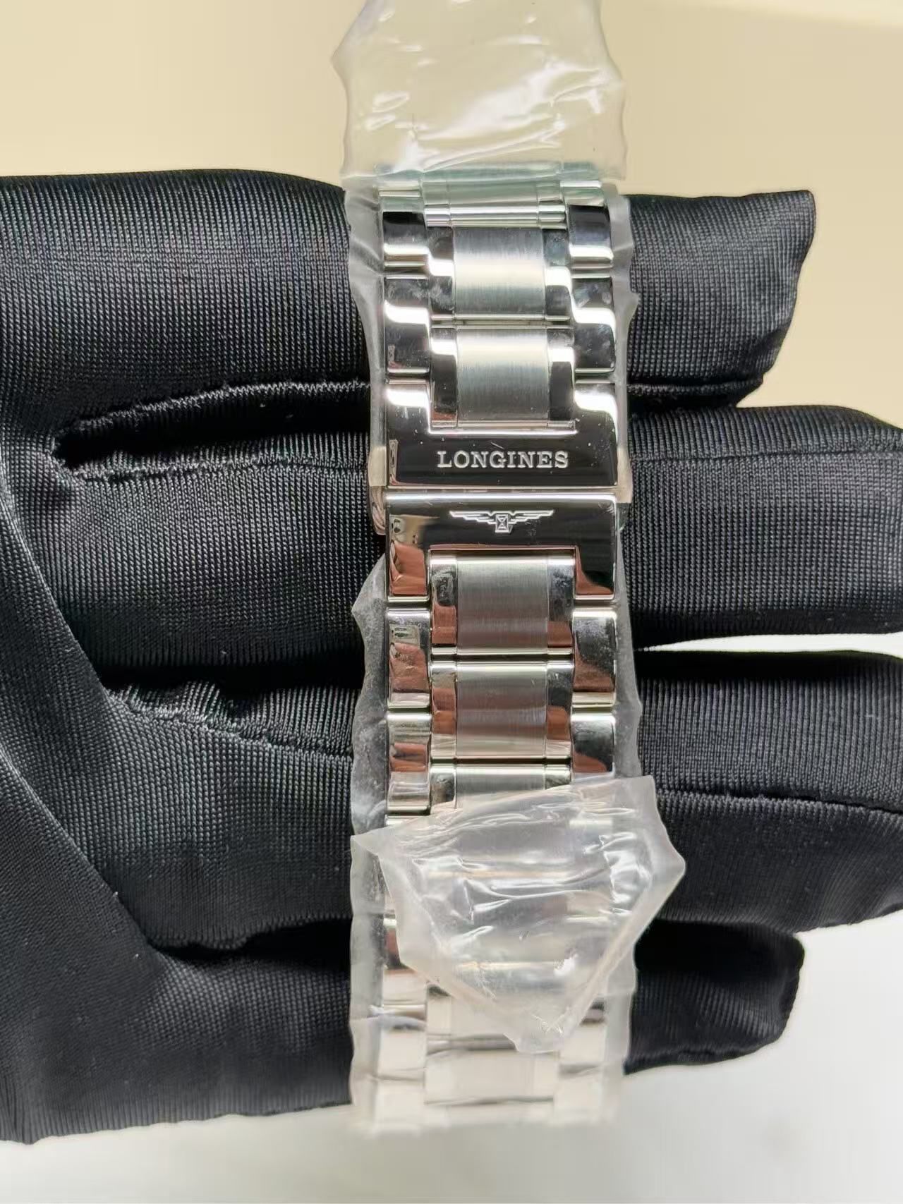 Longines L2.628.4.78.6 detail 3