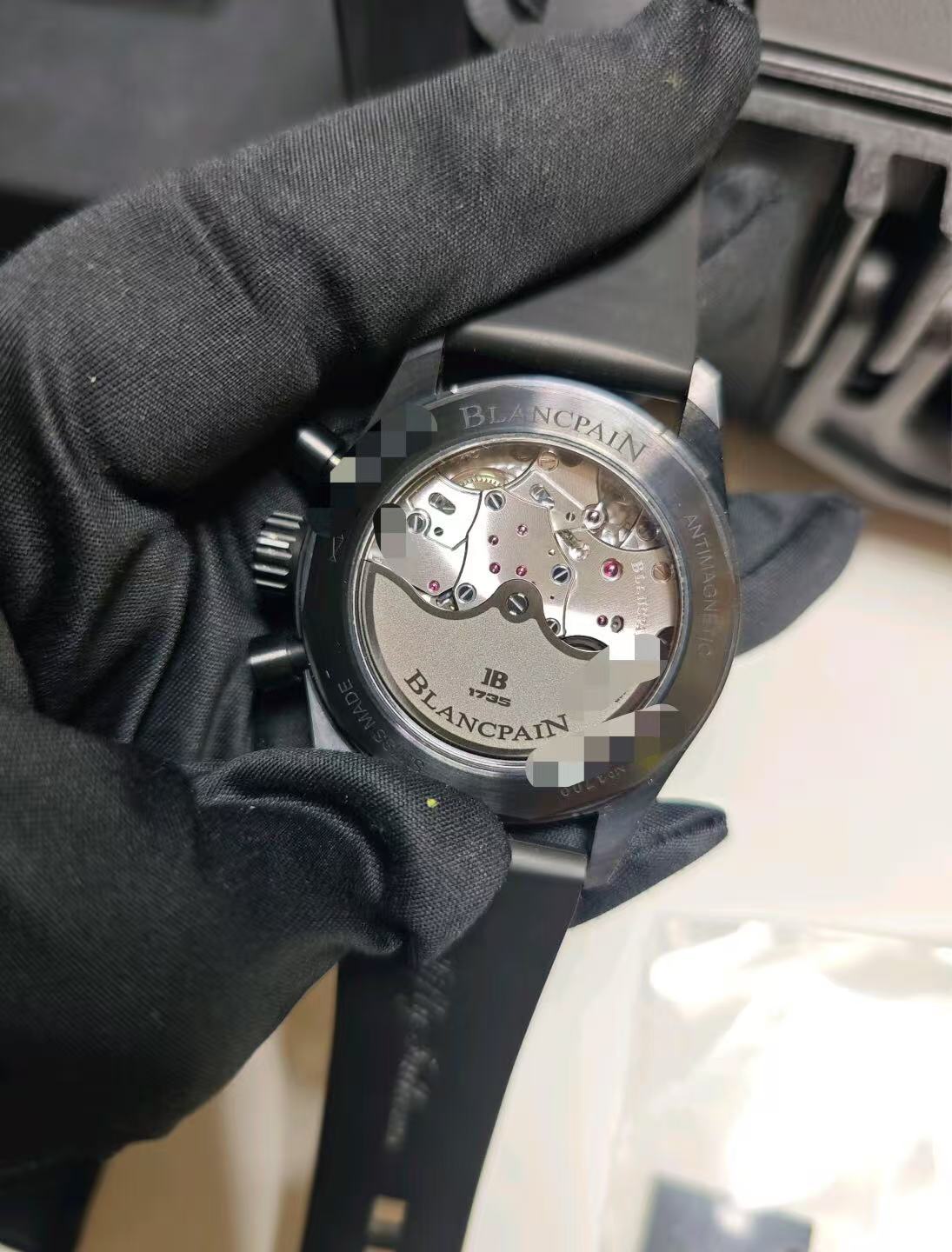 Blancpain 5200-0153- B52A detail 2