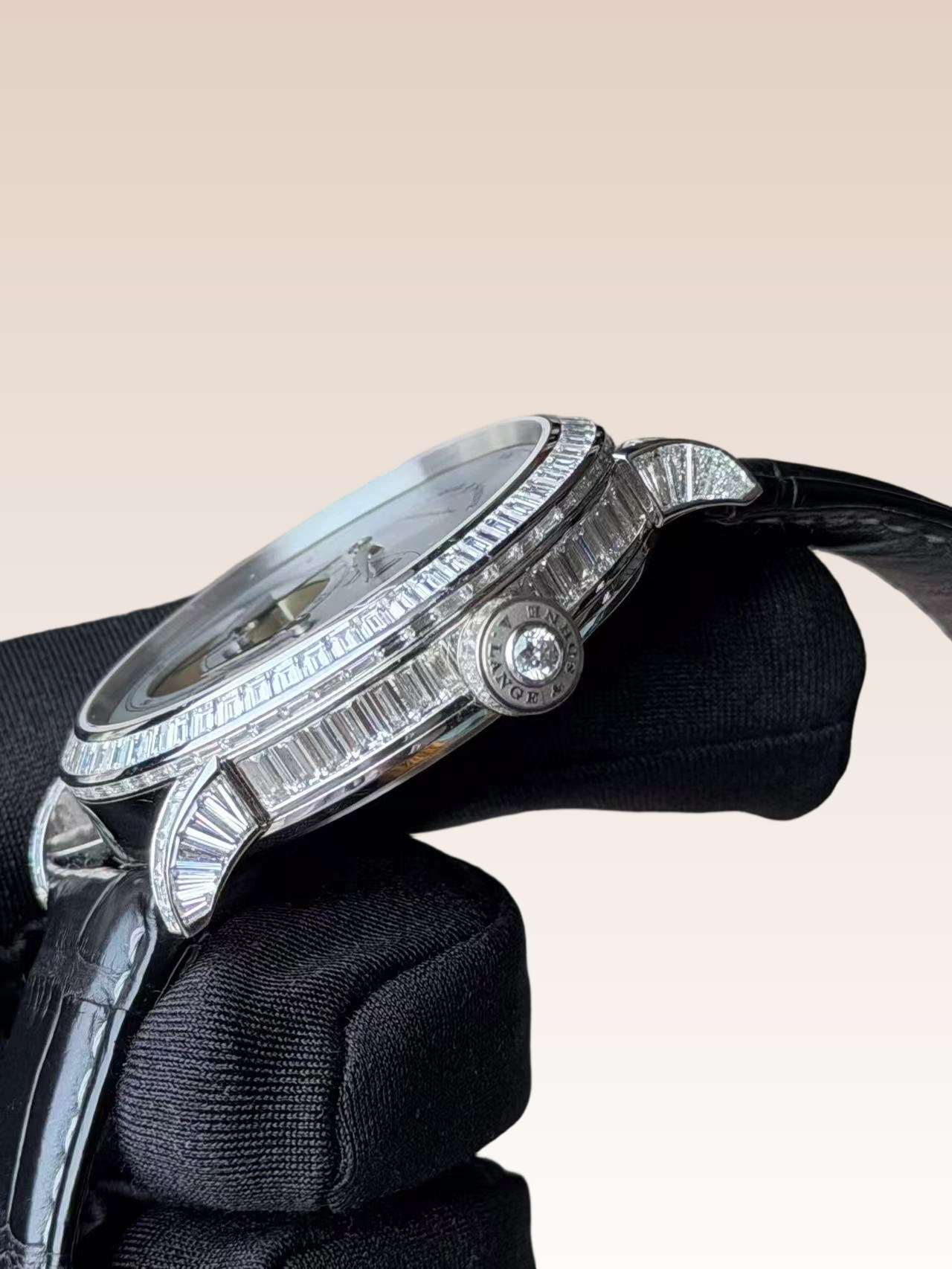 A. Lange & S&ouml;hne 883.046F detail 3