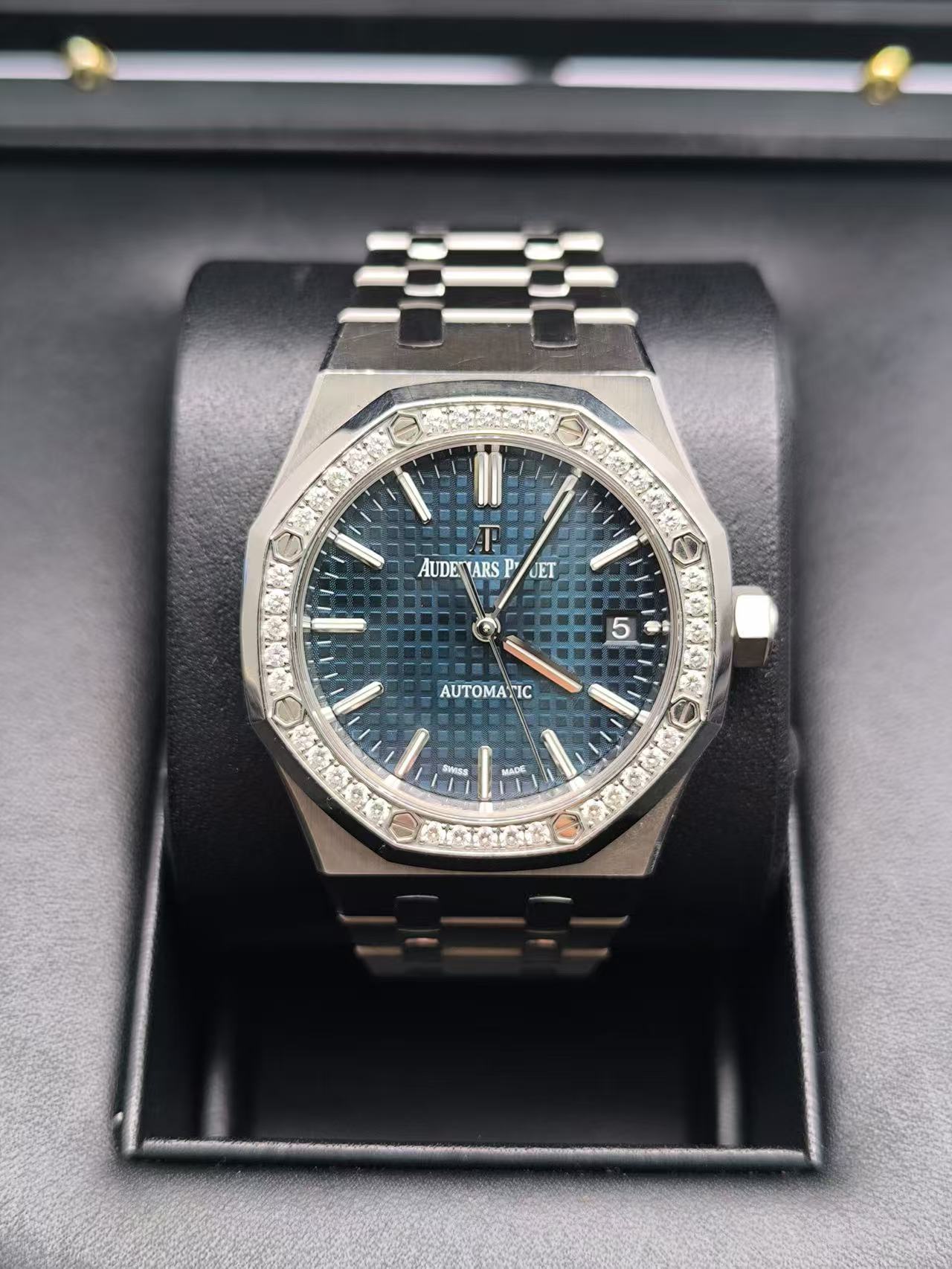Audemars Piguet 15451ST.zz.1256ST.03 detail 5