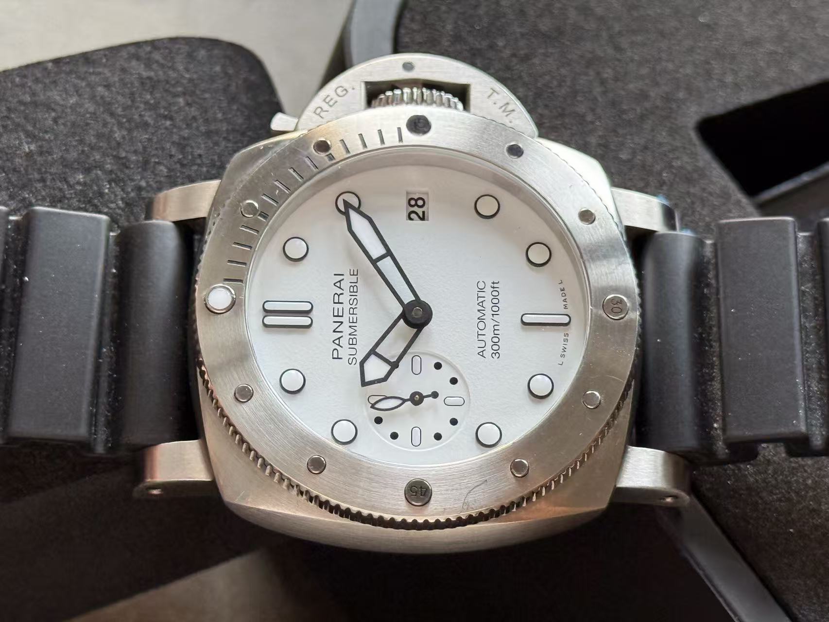 Panerai PAM02223