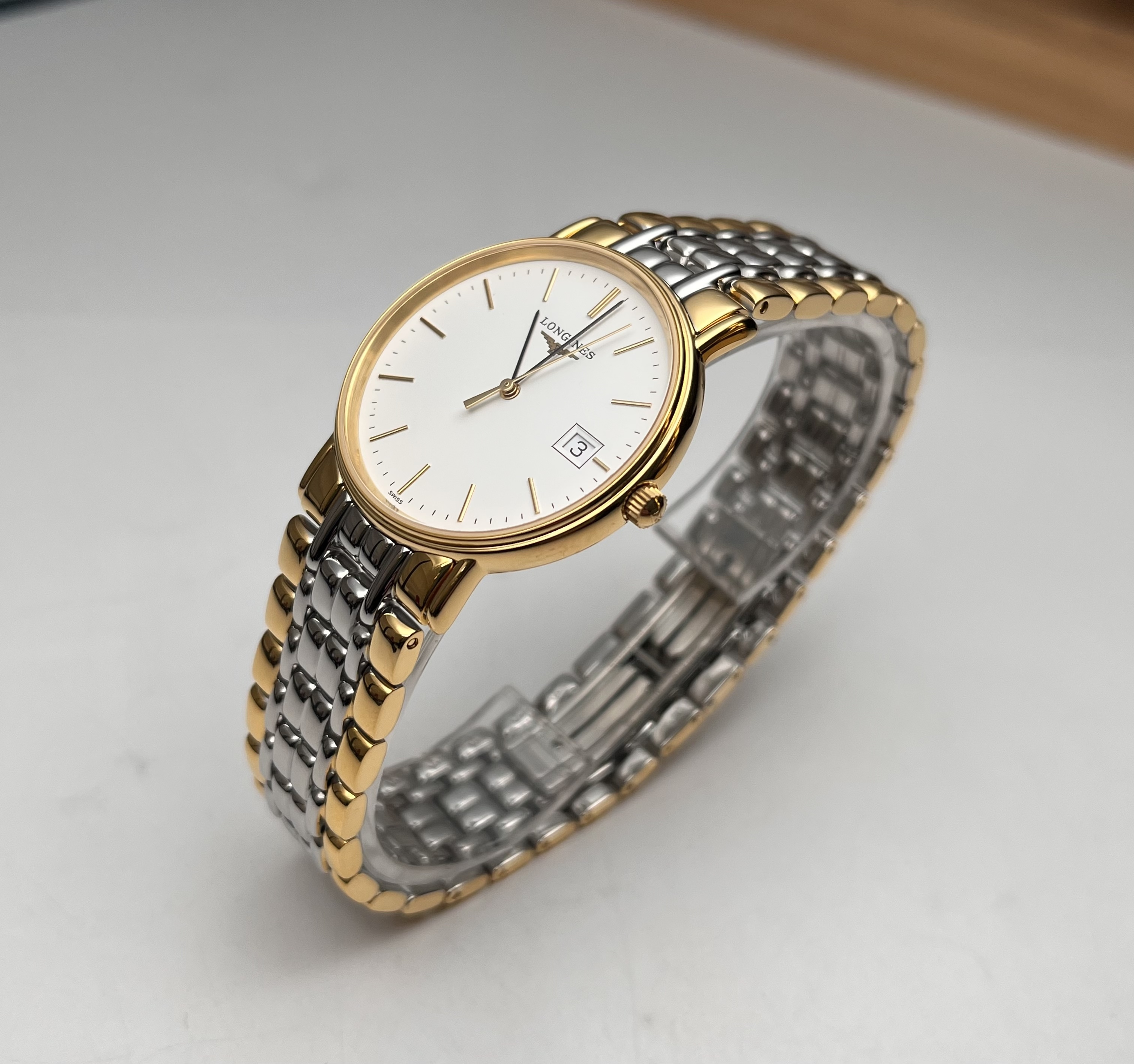 Longines L4.720.2.12.7 detail 4