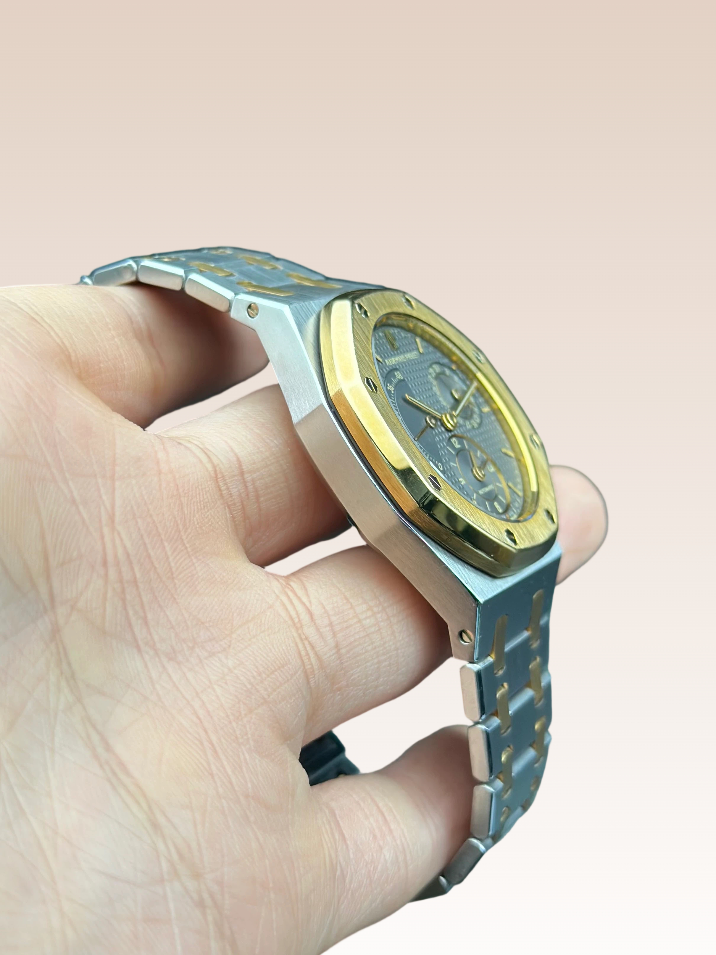 Audemars Piguet 25730SA detail 1