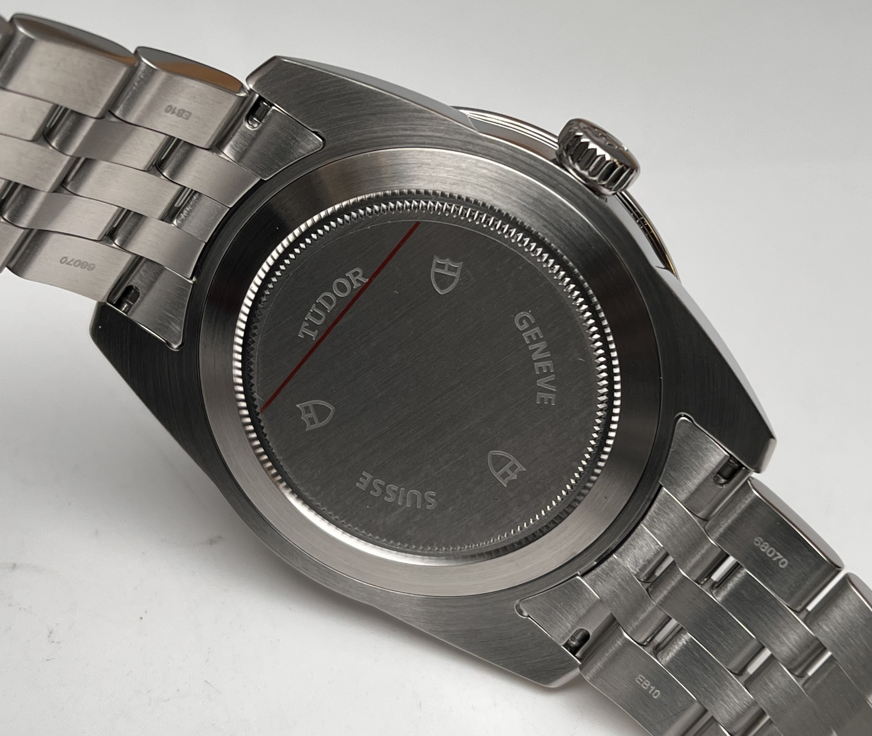 Tudor 57000-6807 detail 5