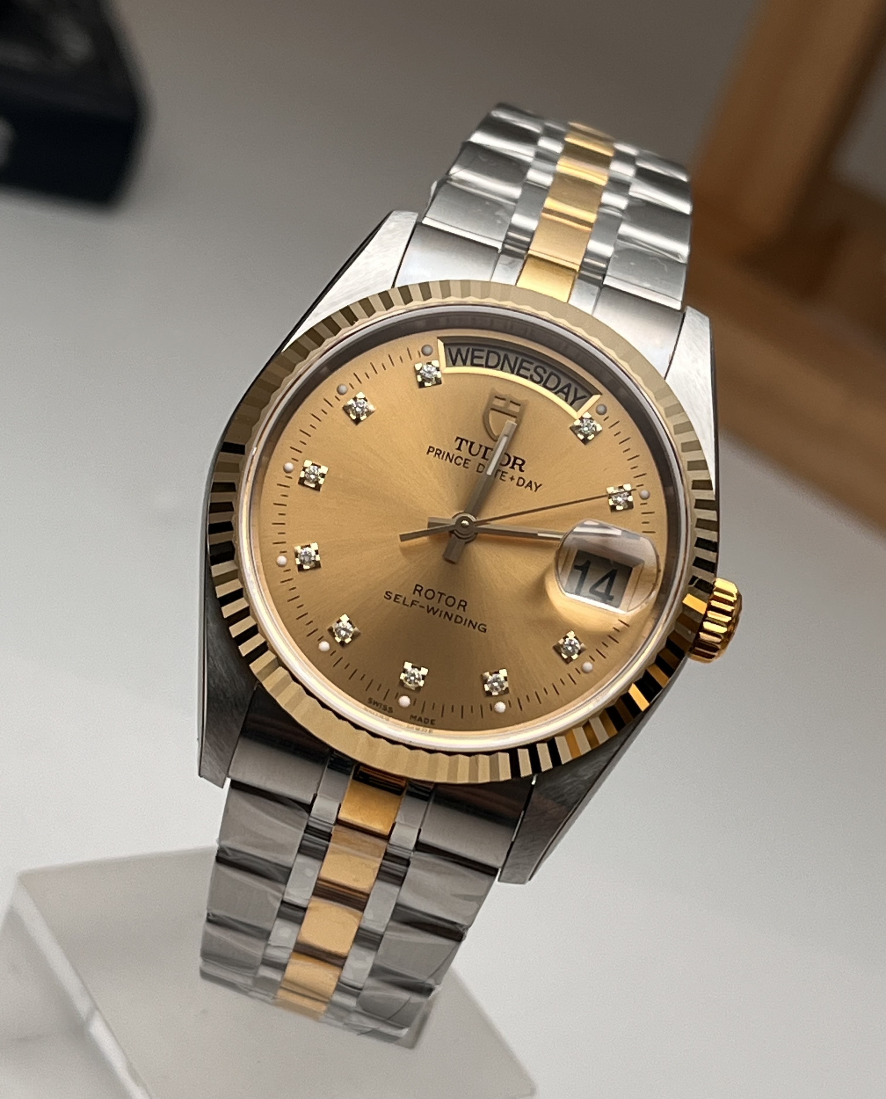 Tudor m76213-0011 detail 1