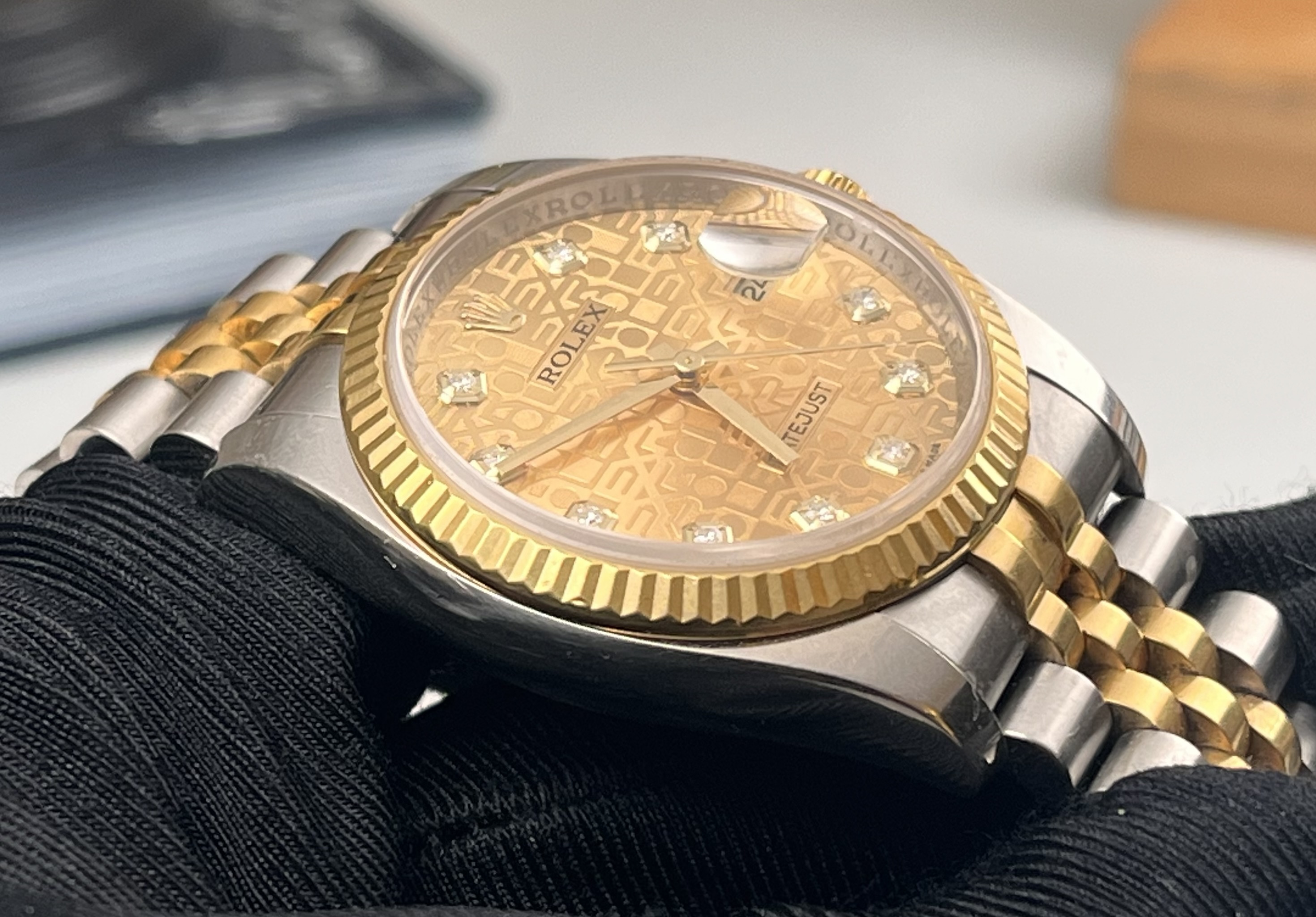 Rolex 116233 detail 2
