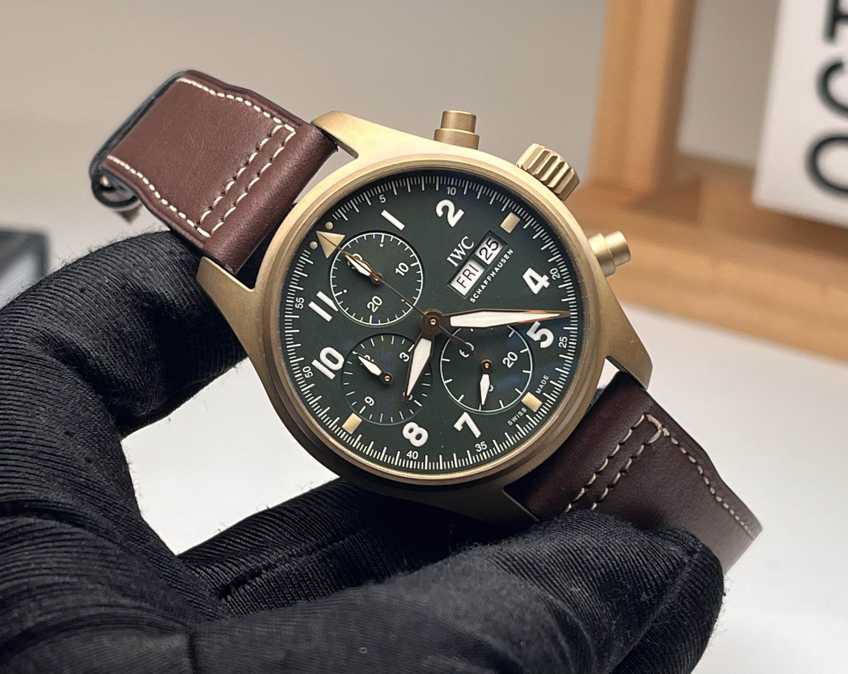 IWC IW387902 detail 1