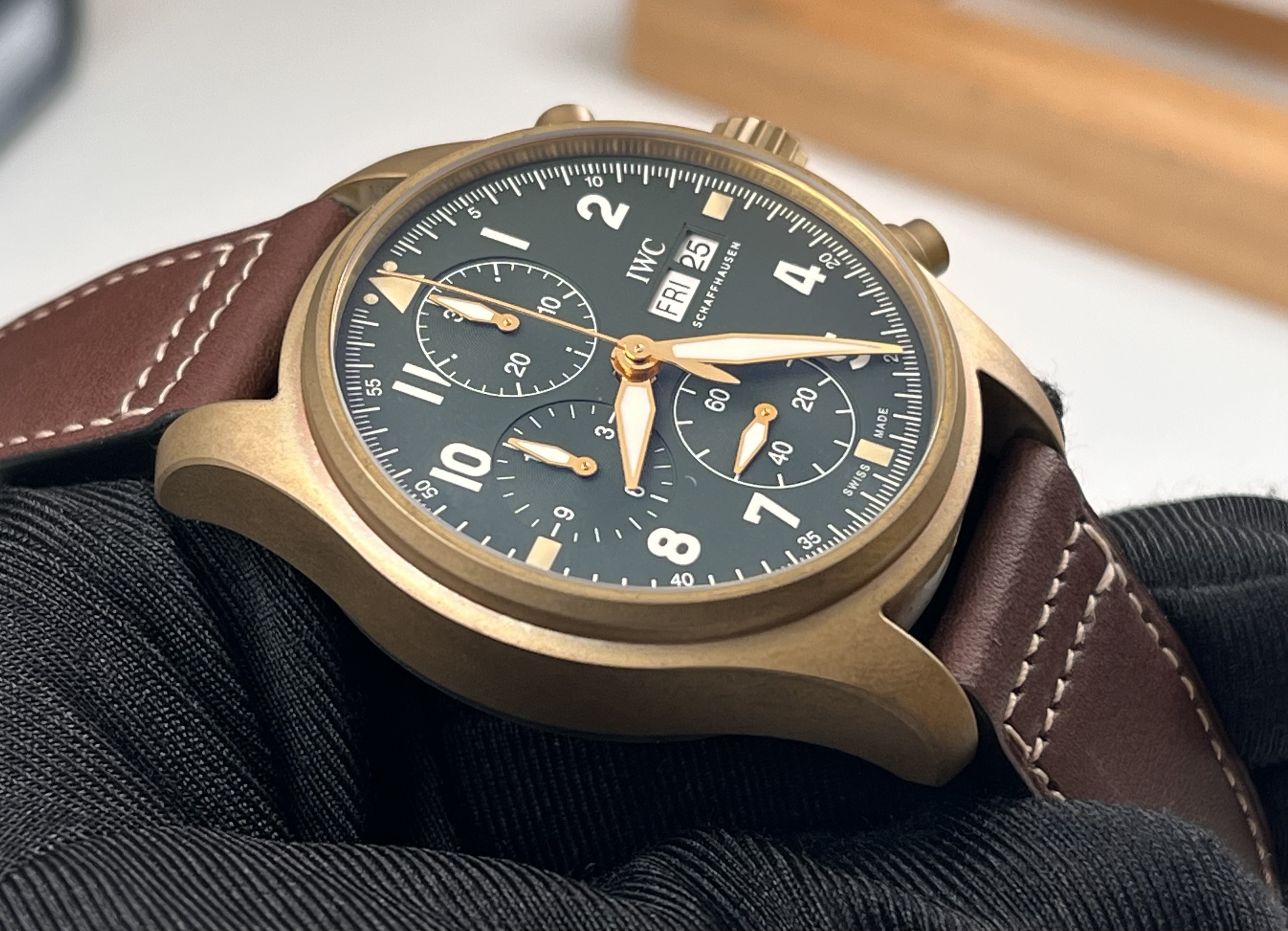 IWC IW387902 detail 4