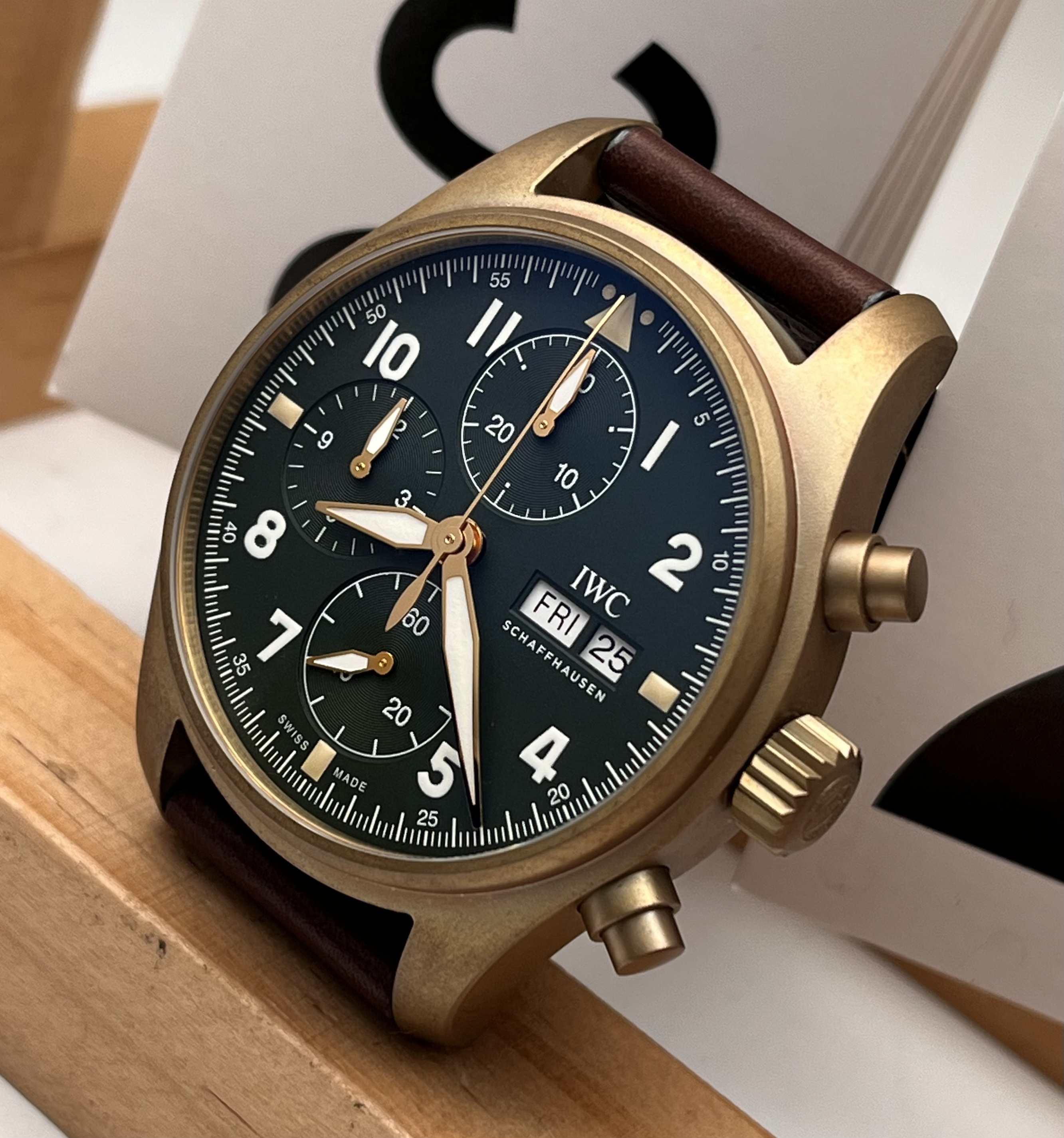 IWC IW387902 detail 3