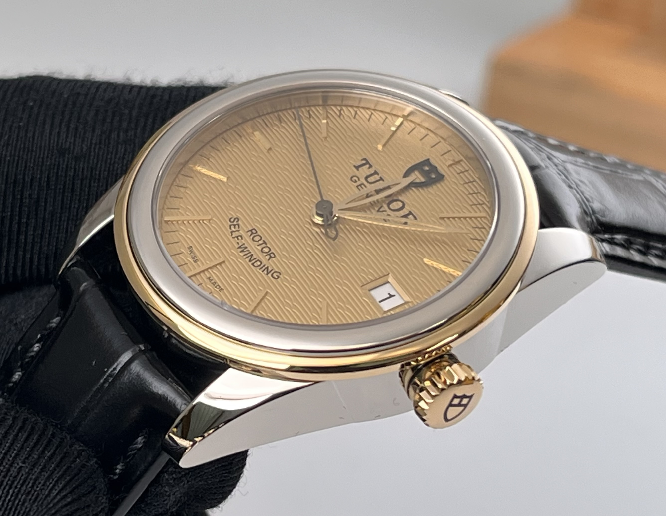 Tudor 55003 detail 5