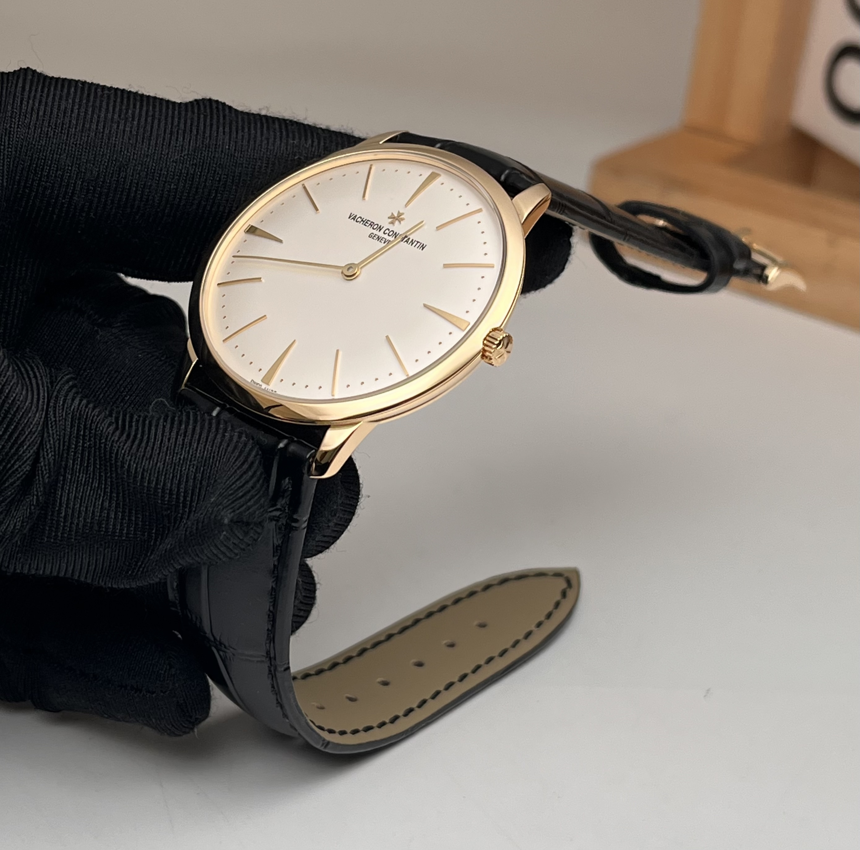 Vacheron Constantin 81180 / 000J-9118 detail 2
