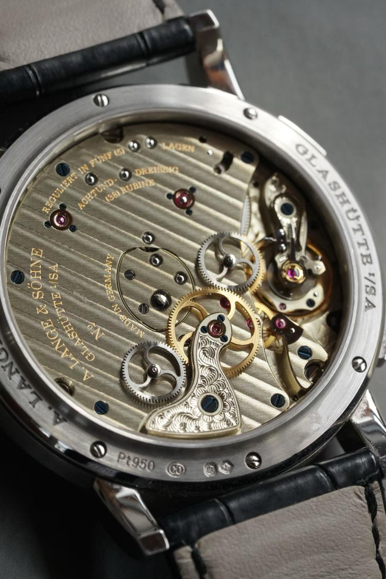 A. Lange & S&ouml;hne 136.025 detail 8