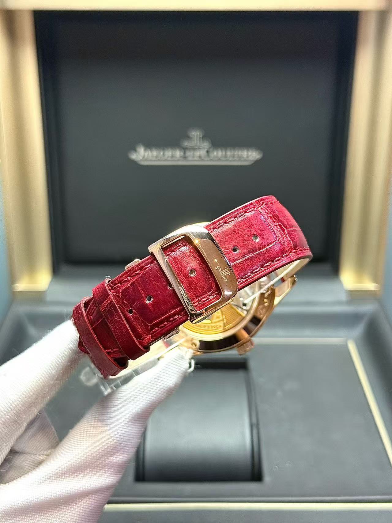 Jaeger-LeCoultre Q500242A detail 3