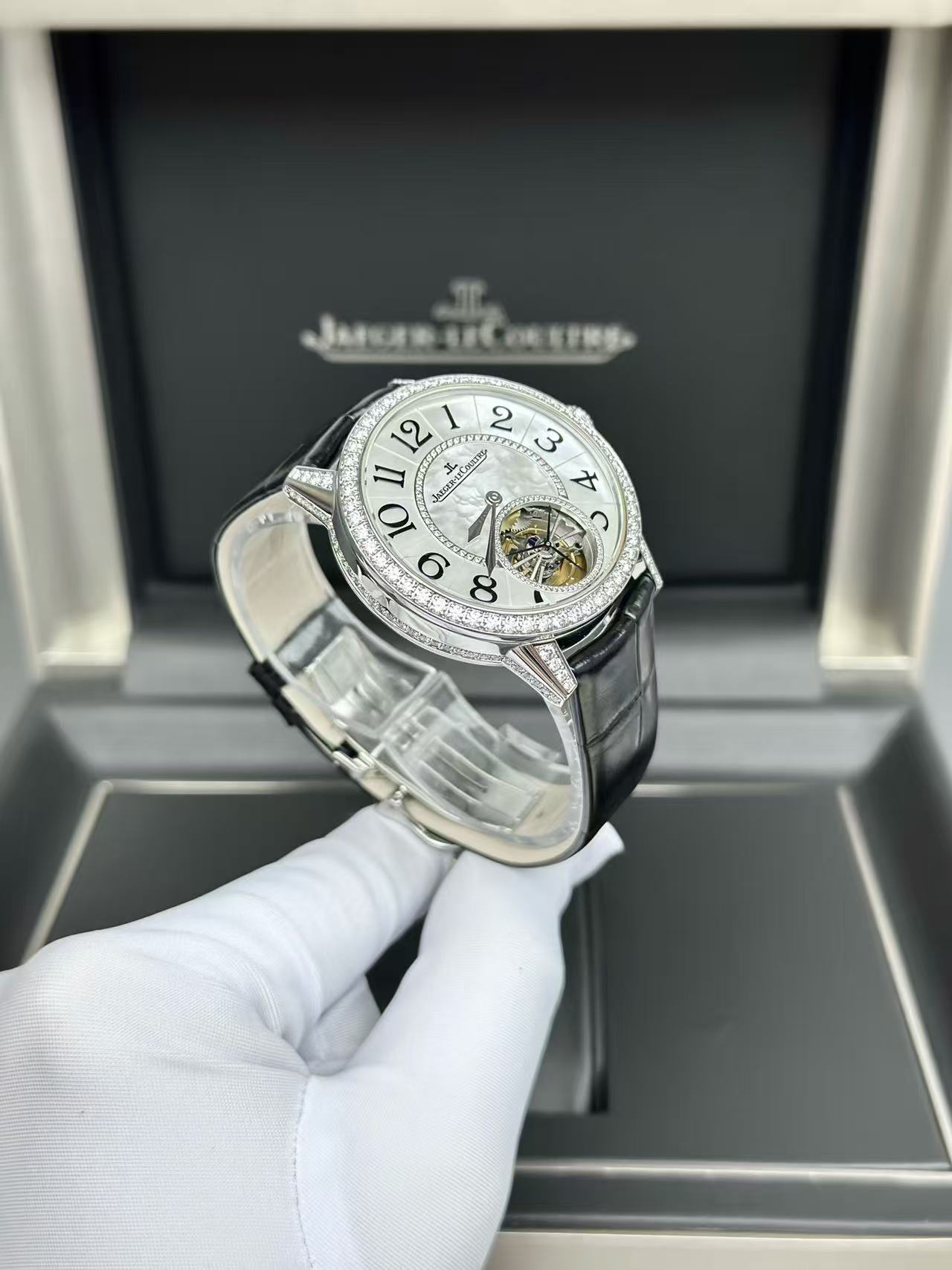 Jaeger-LeCoultre 3413403 detail 2