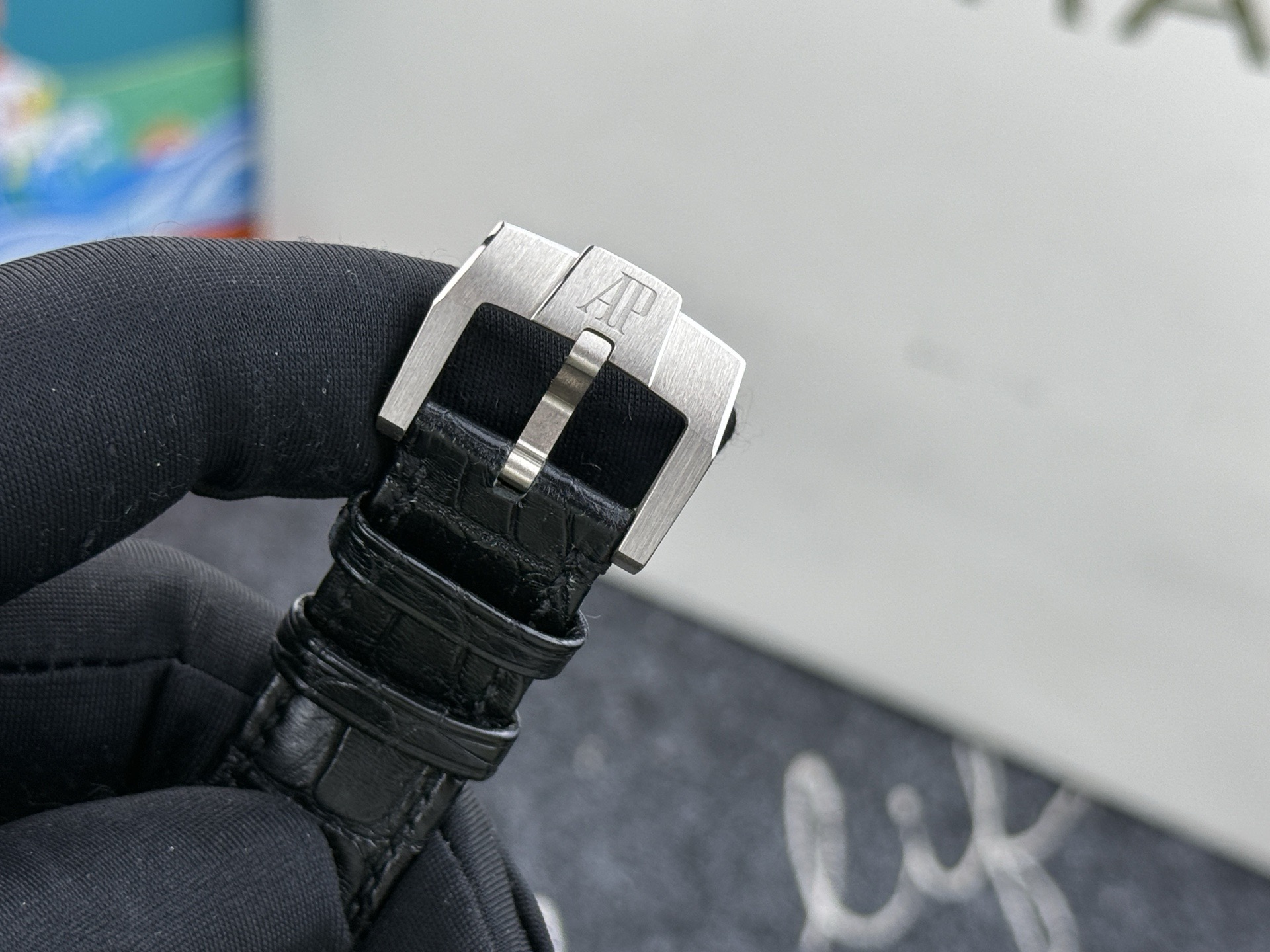 Audemars Piguet 15210CR detail 8