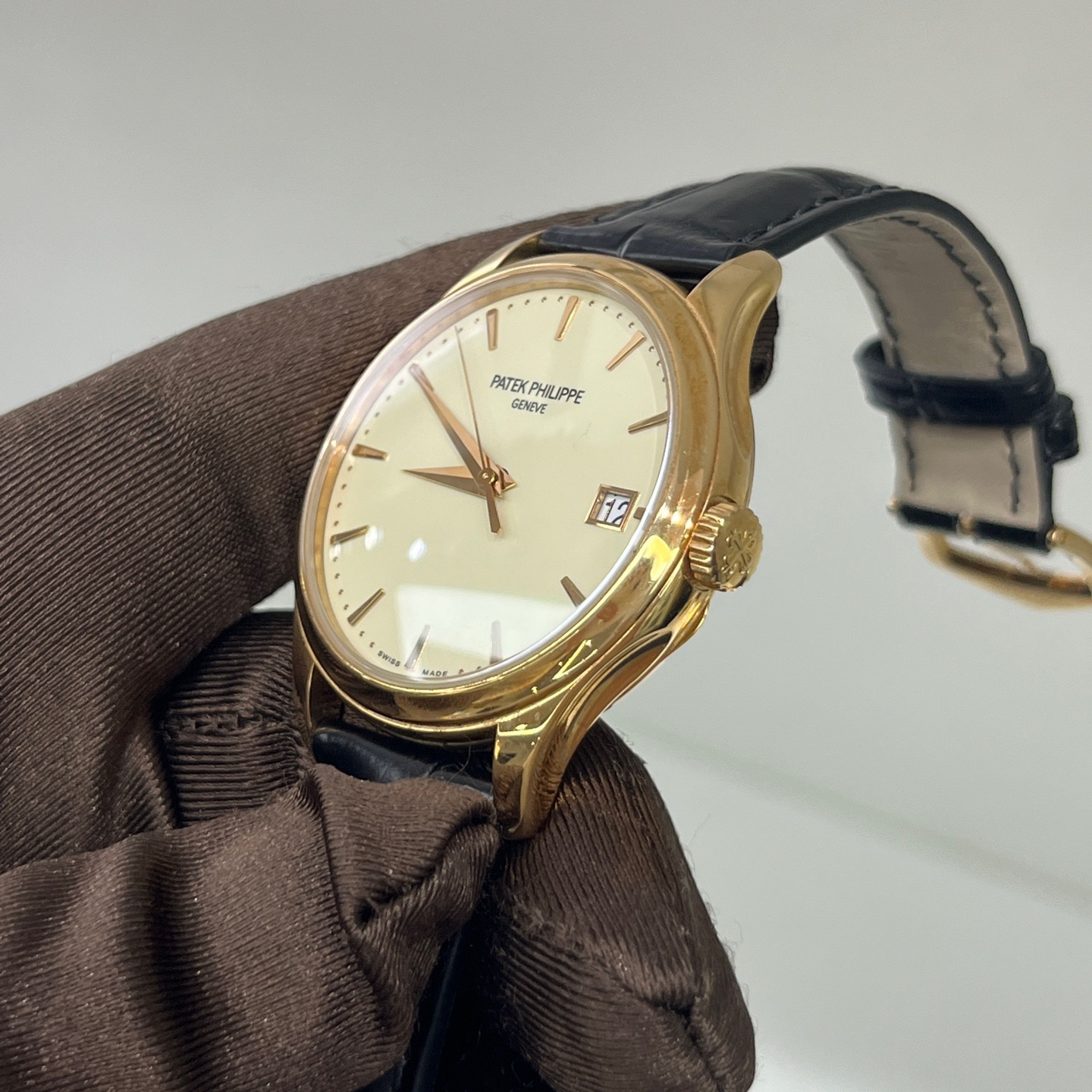 Patek Philippe 5227R-001 detail 1