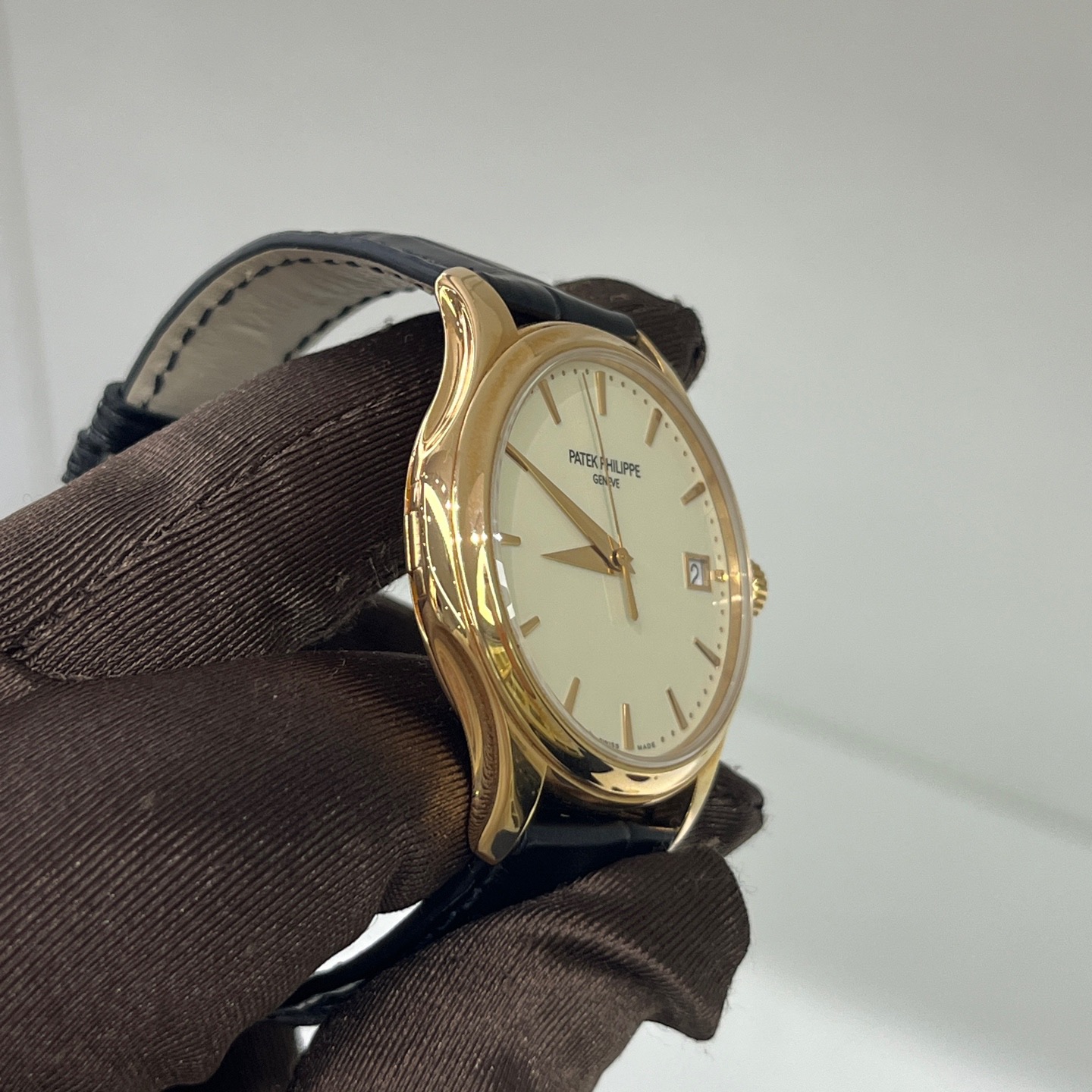 Patek Philippe 5227R-001 detail 2