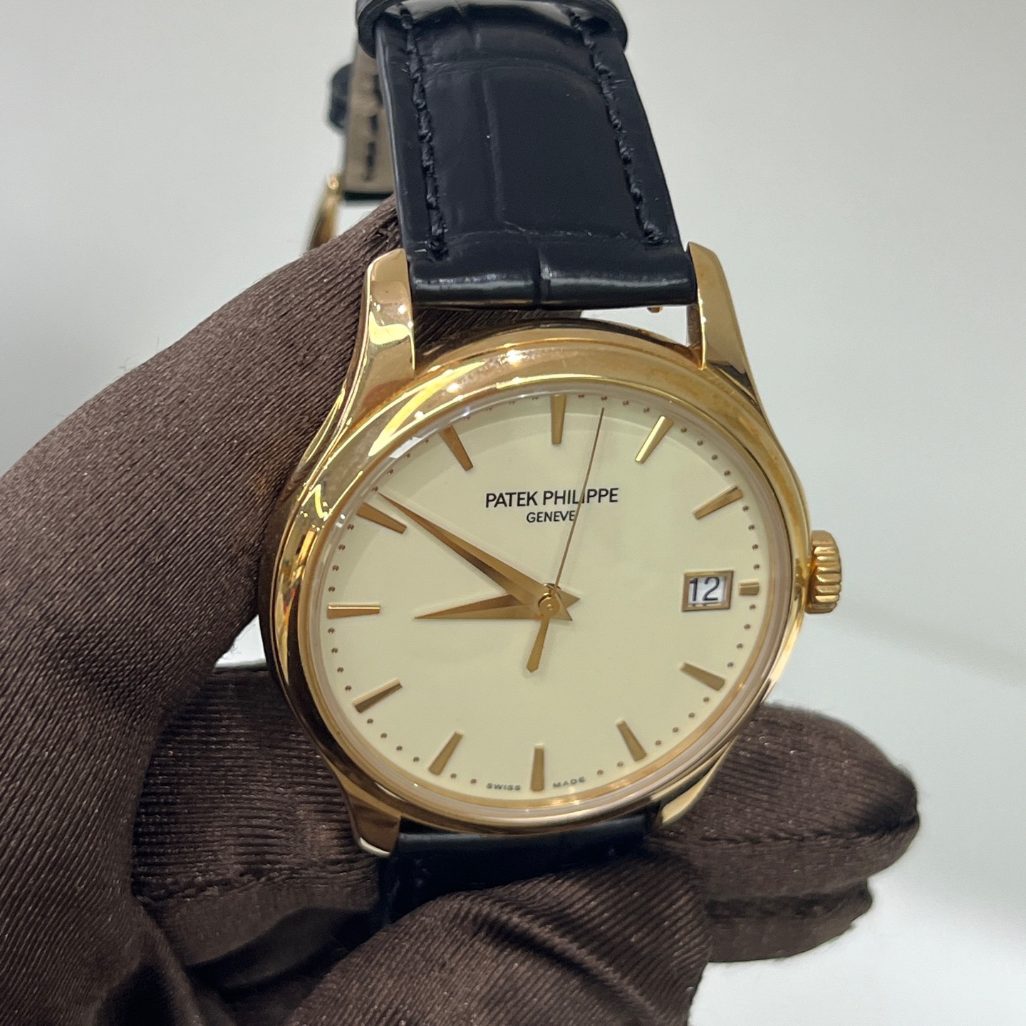 Patek Philippe 5227R-001 detail 3