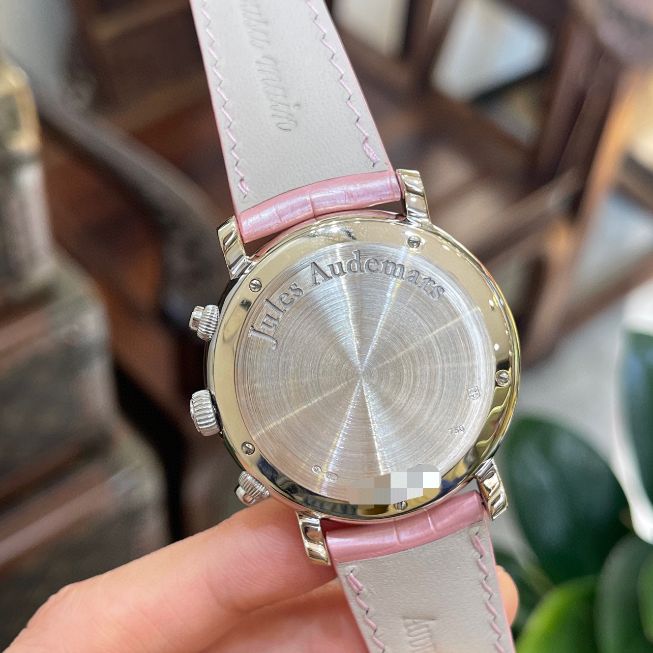 Audemars Piguet 26012BC detail 6