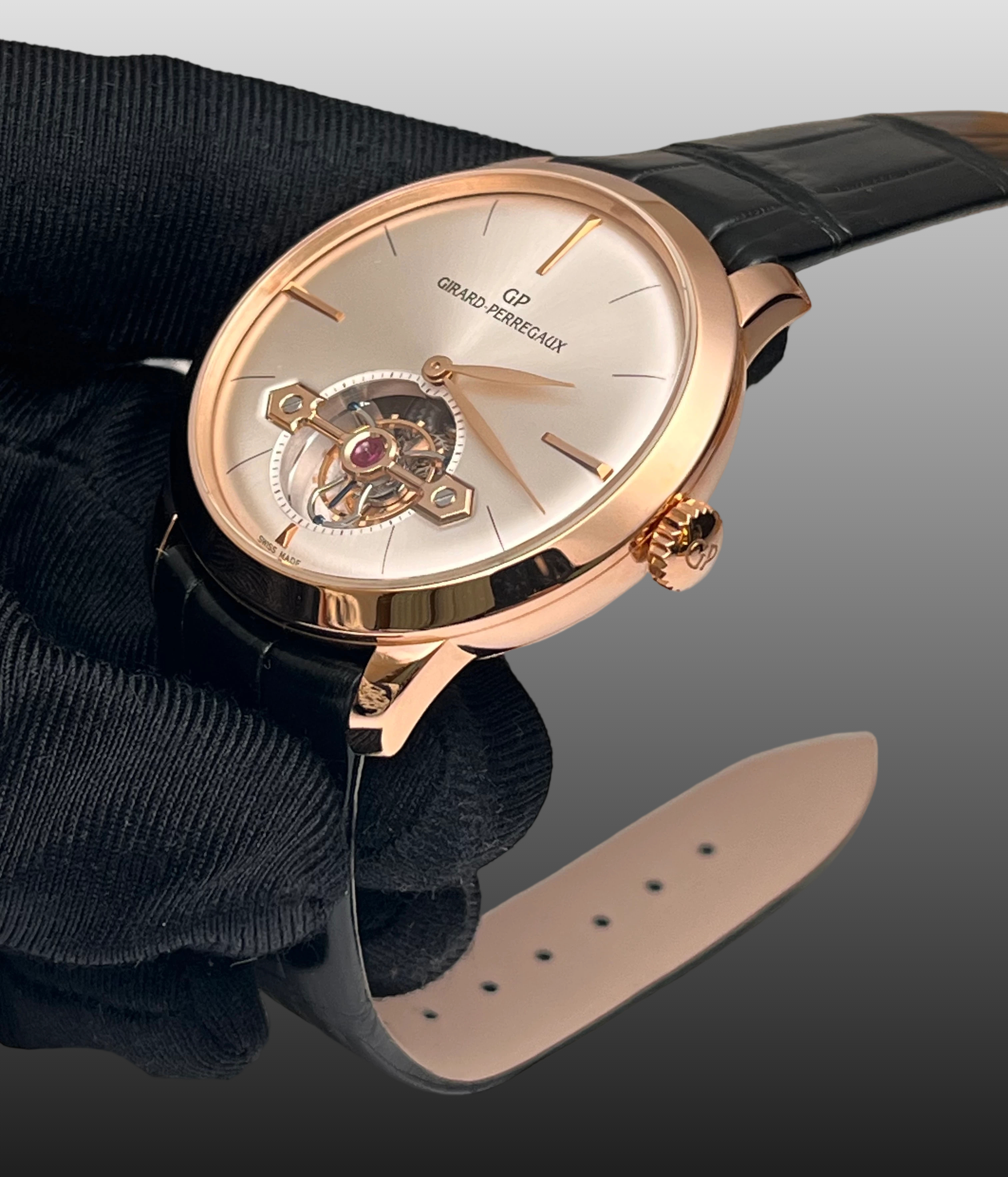 Girard Perregaux 99535-52-131-BKHA detail 1