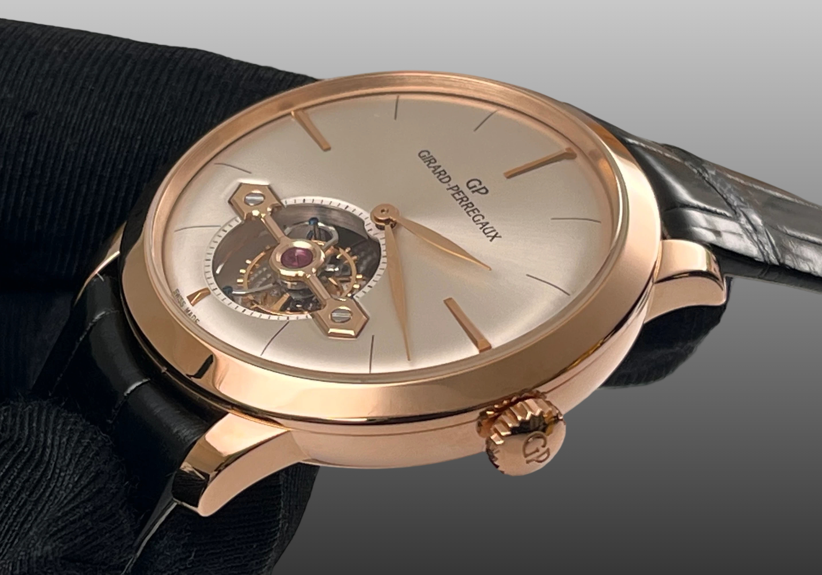 Girard Perregaux 99535-52-131-BKHA detail 3