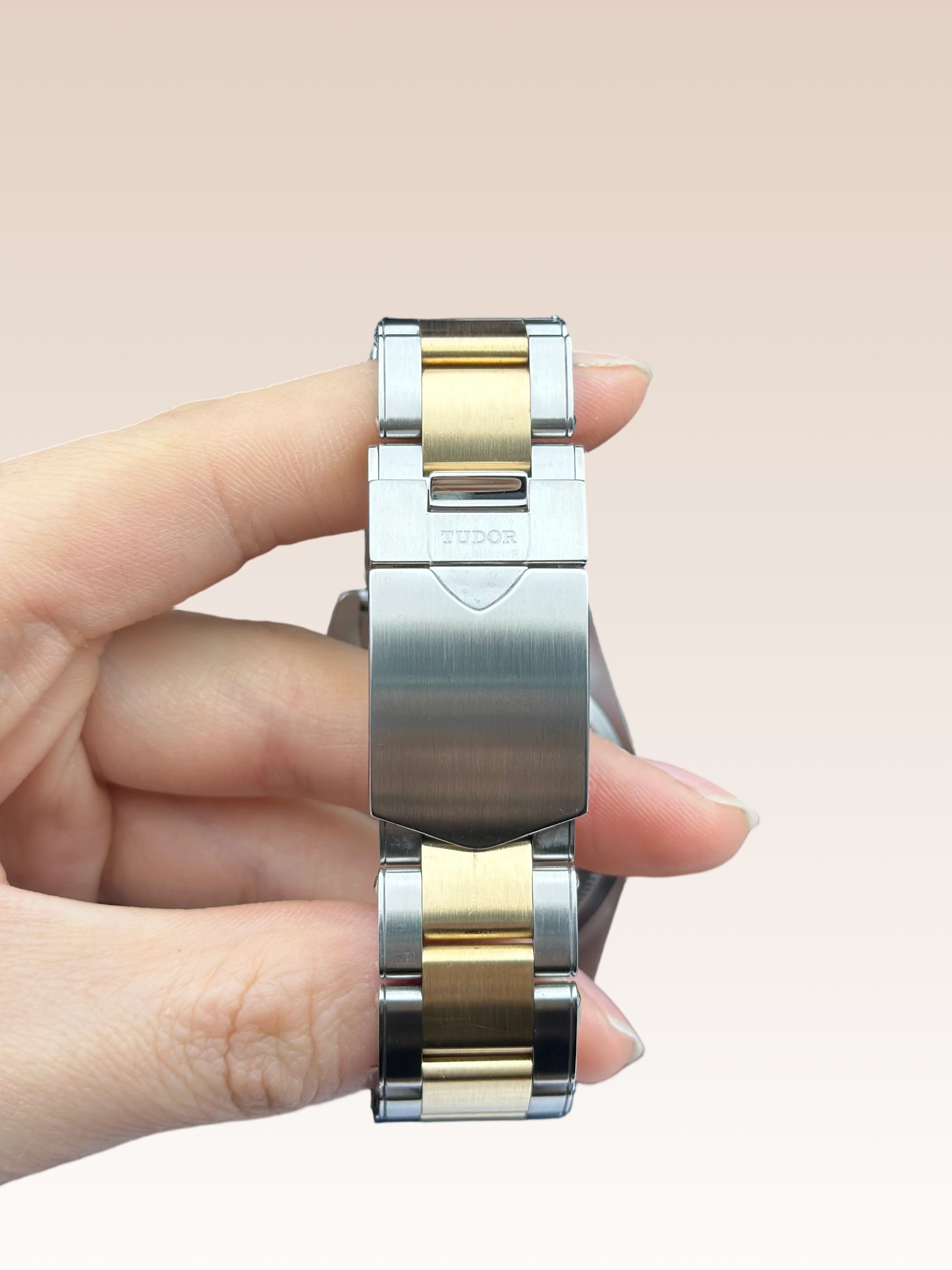 Tudor 79733N-0008 detail 3