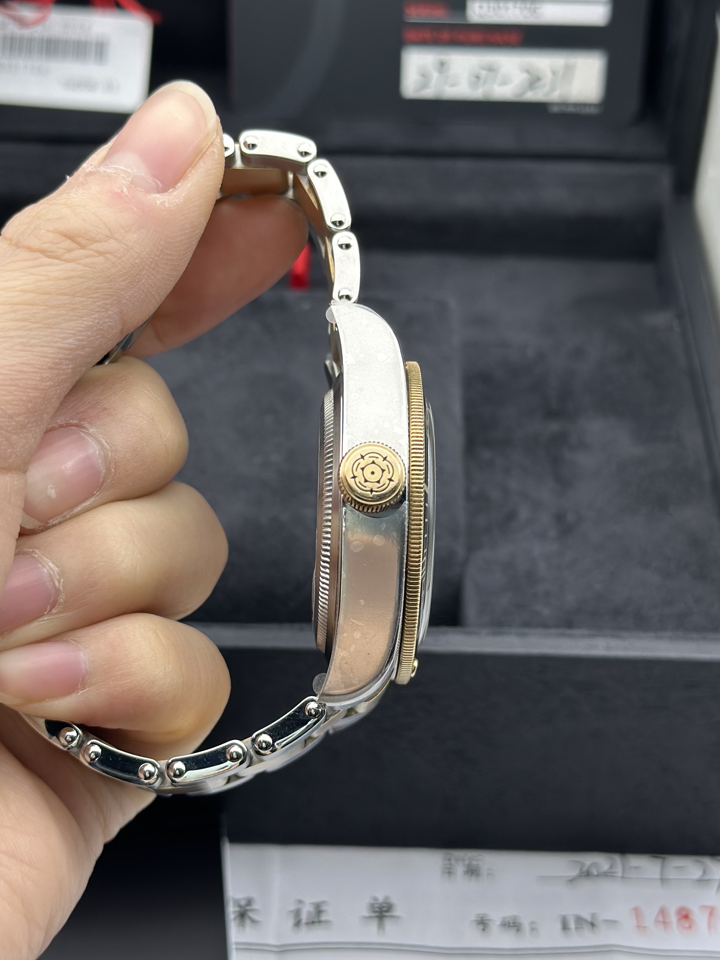 Tudor 79733N-0008 detail 5