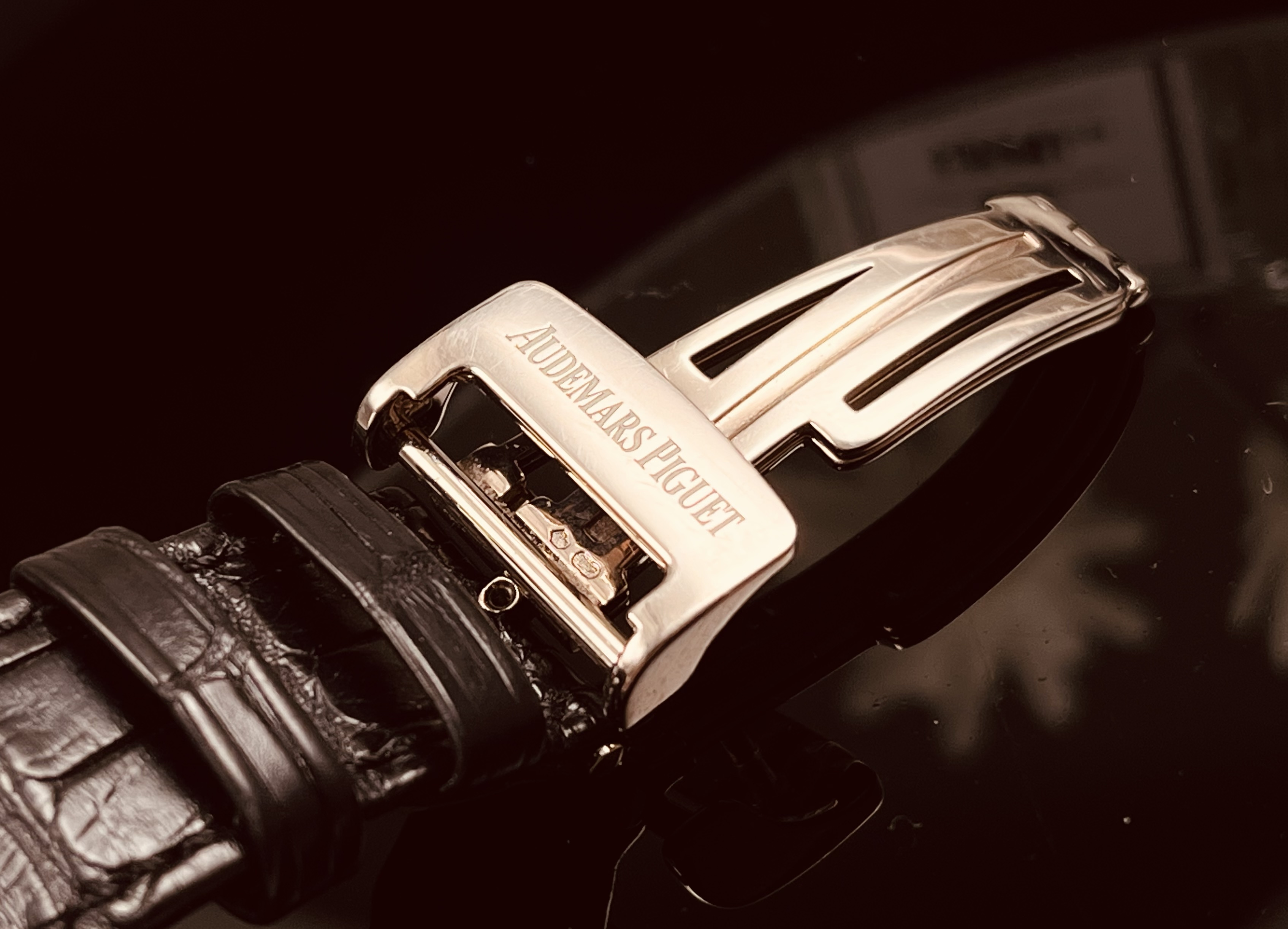 Audemars Piguet 26380BC.OO.D002CR.01 detail 5