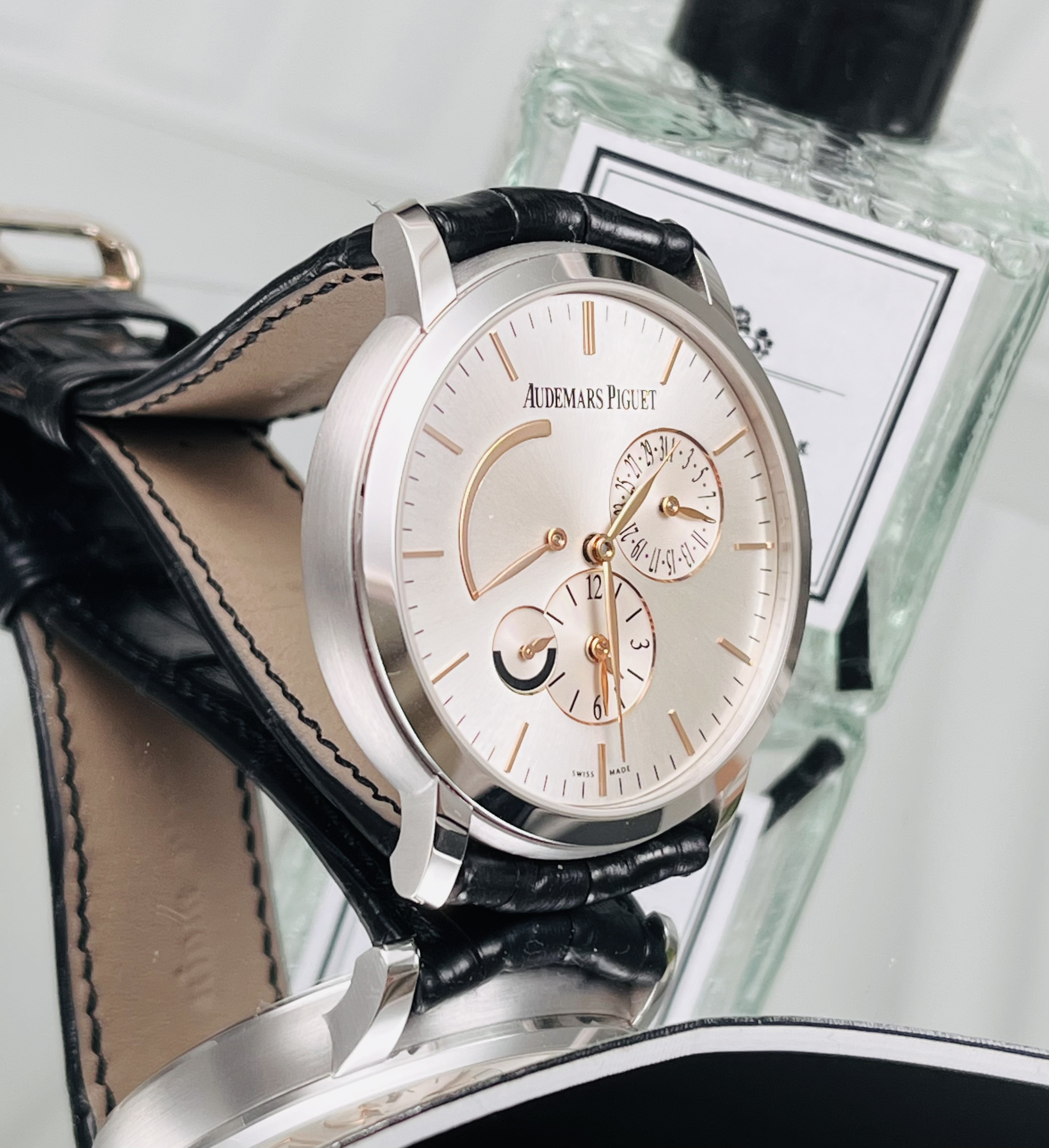Audemars Piguet 26380BC.OO.D002CR.01 detail 2