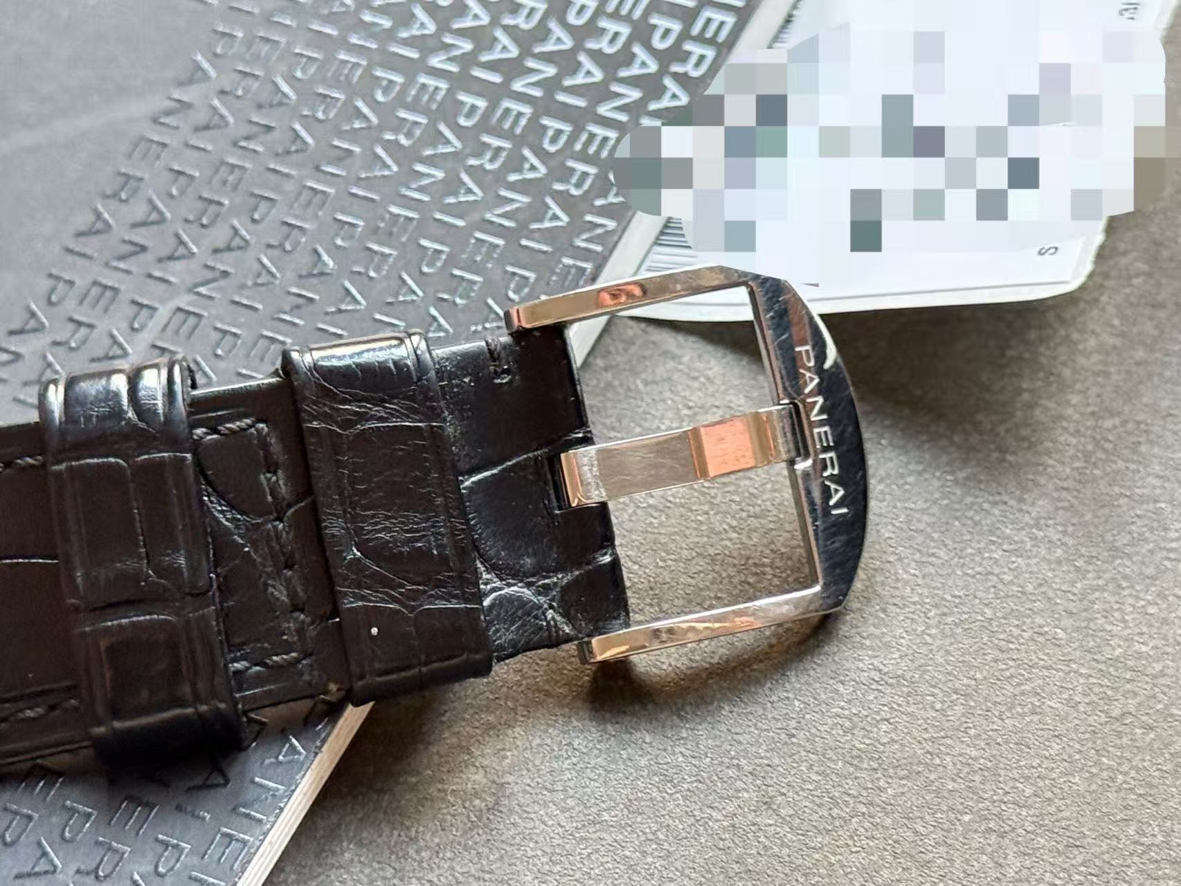 Panerai PAM00674 detail 4