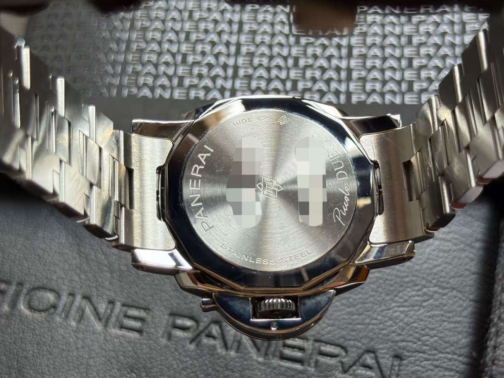 Panerai PAM01123 detail 4