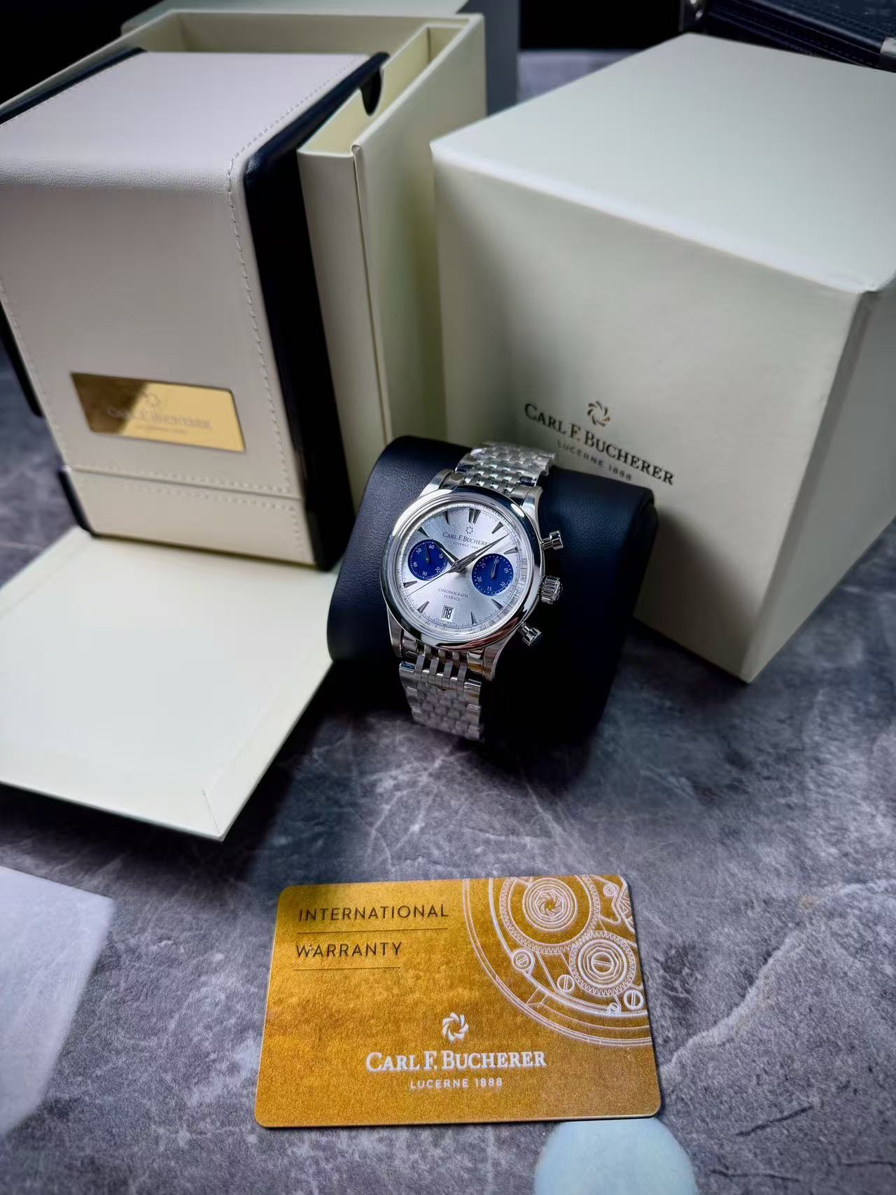 Carl F. Bucherer 00.10927.08.13.23 detail 1