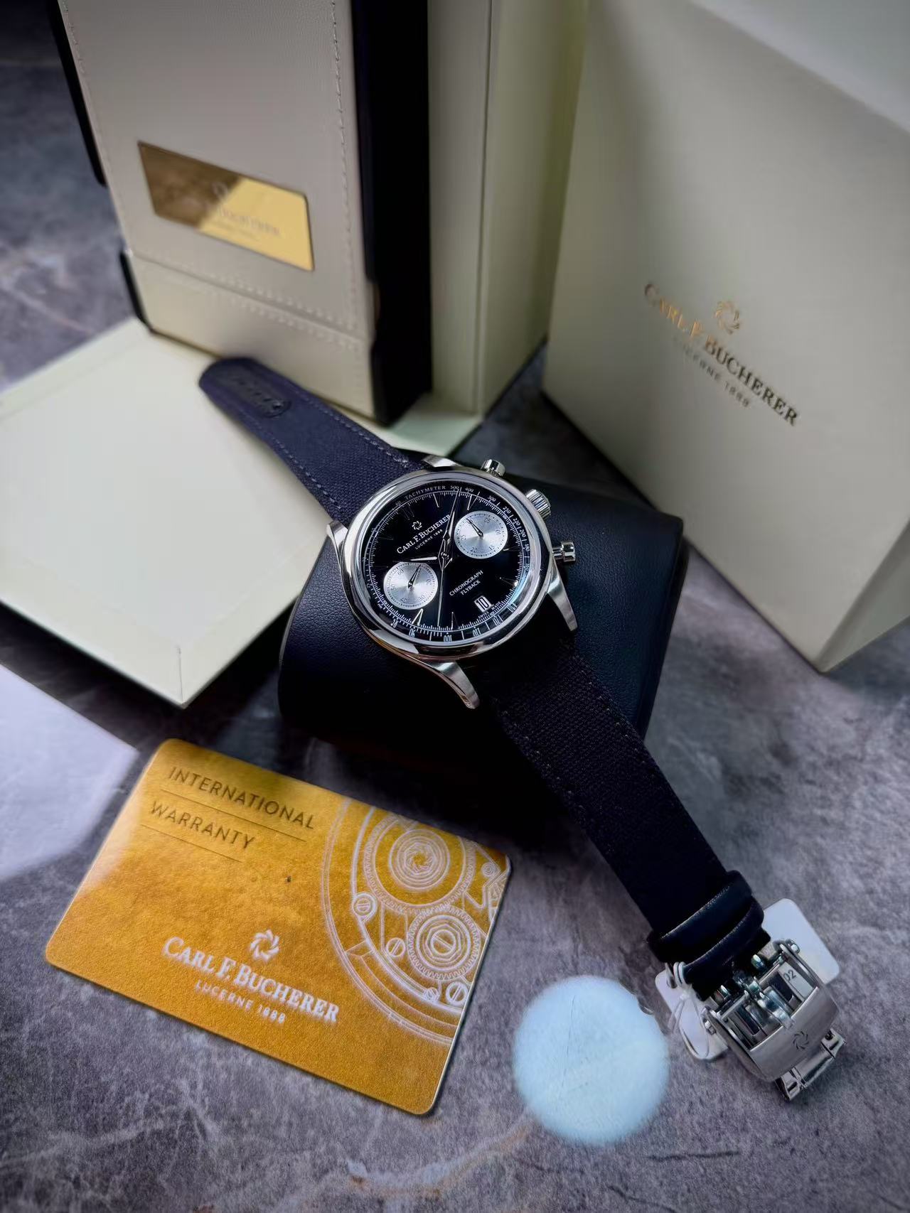 Carl F. Bucherer 00.10927.08.33.02 detail 1
