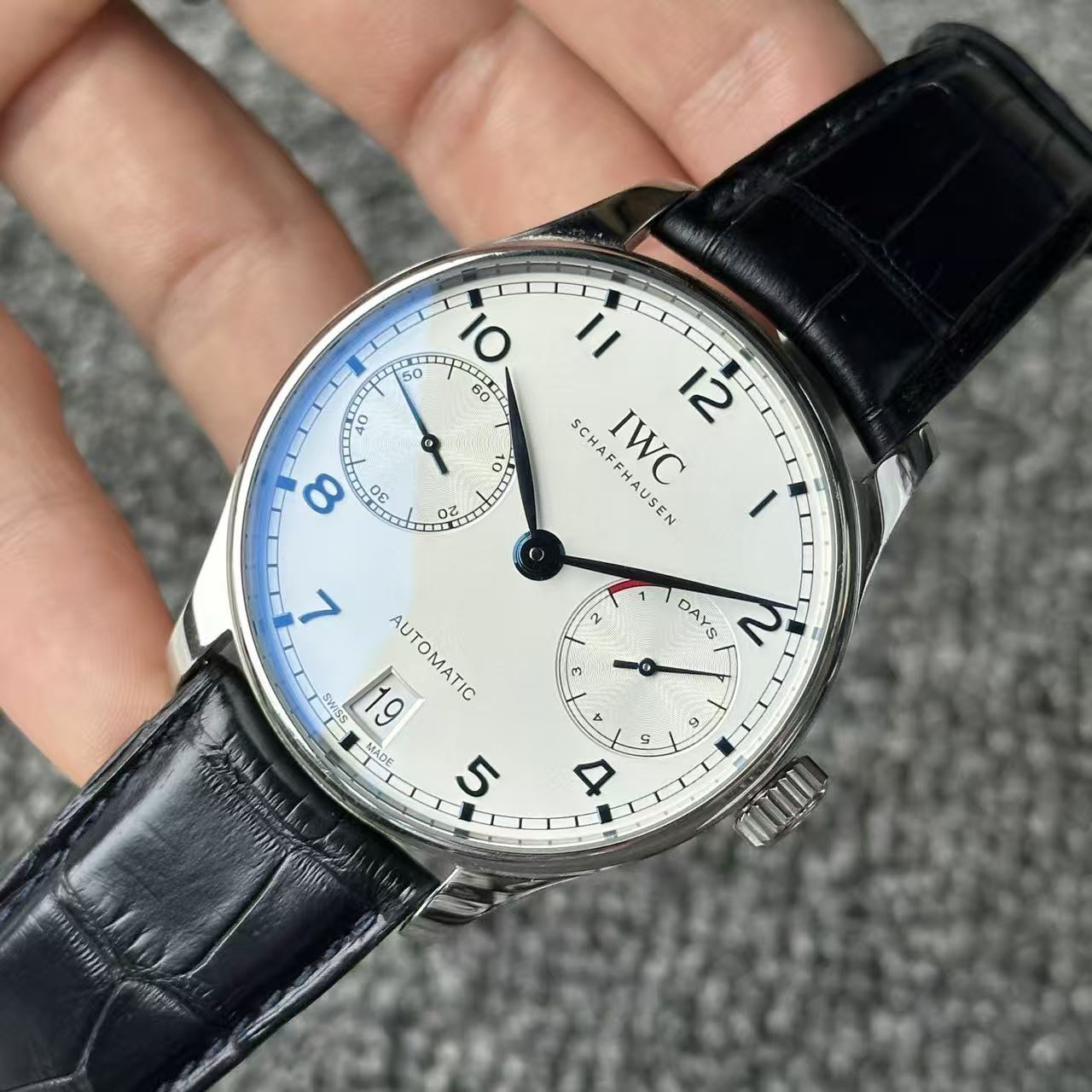 IWC IW500705 detail 2