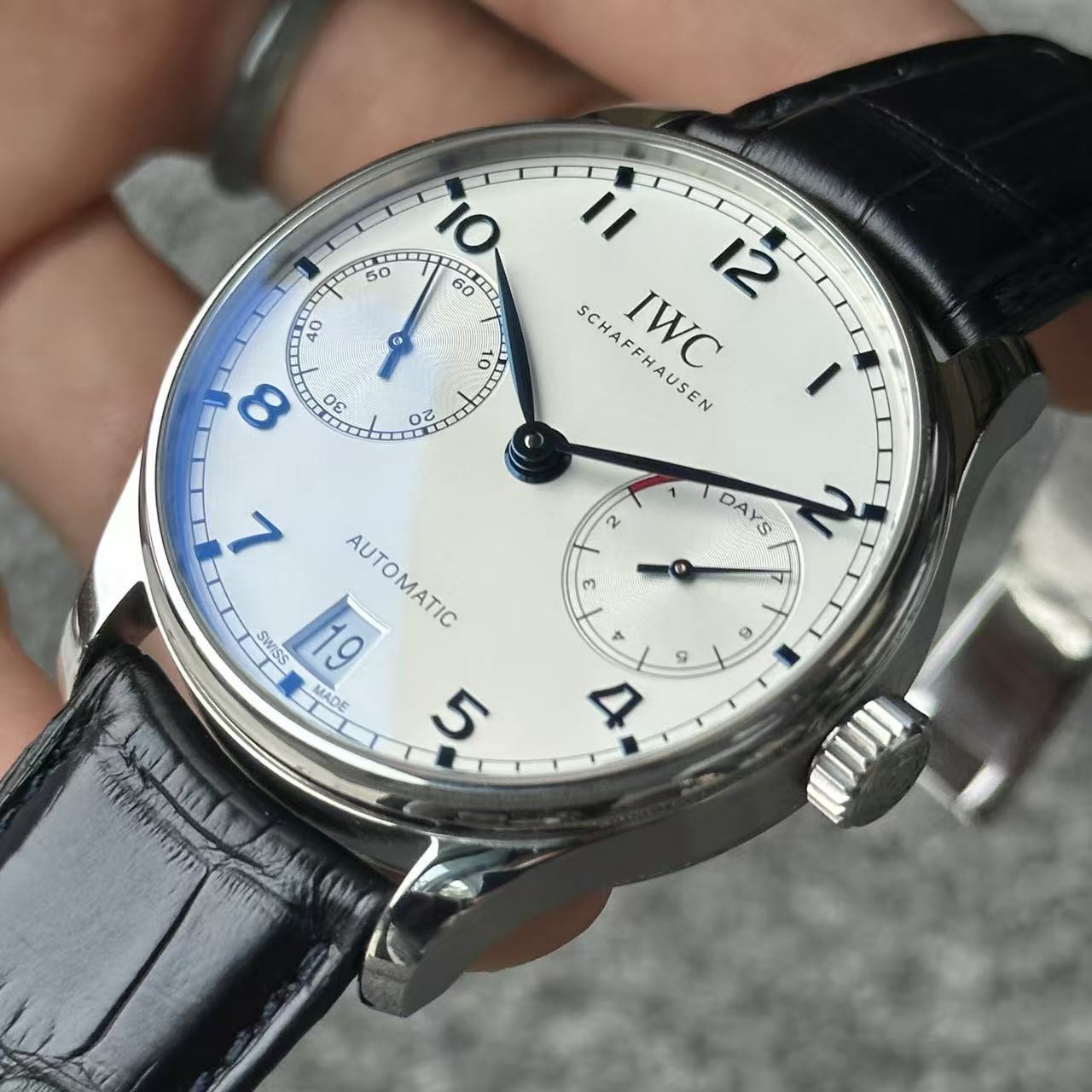 IWC IW500705 detail 3