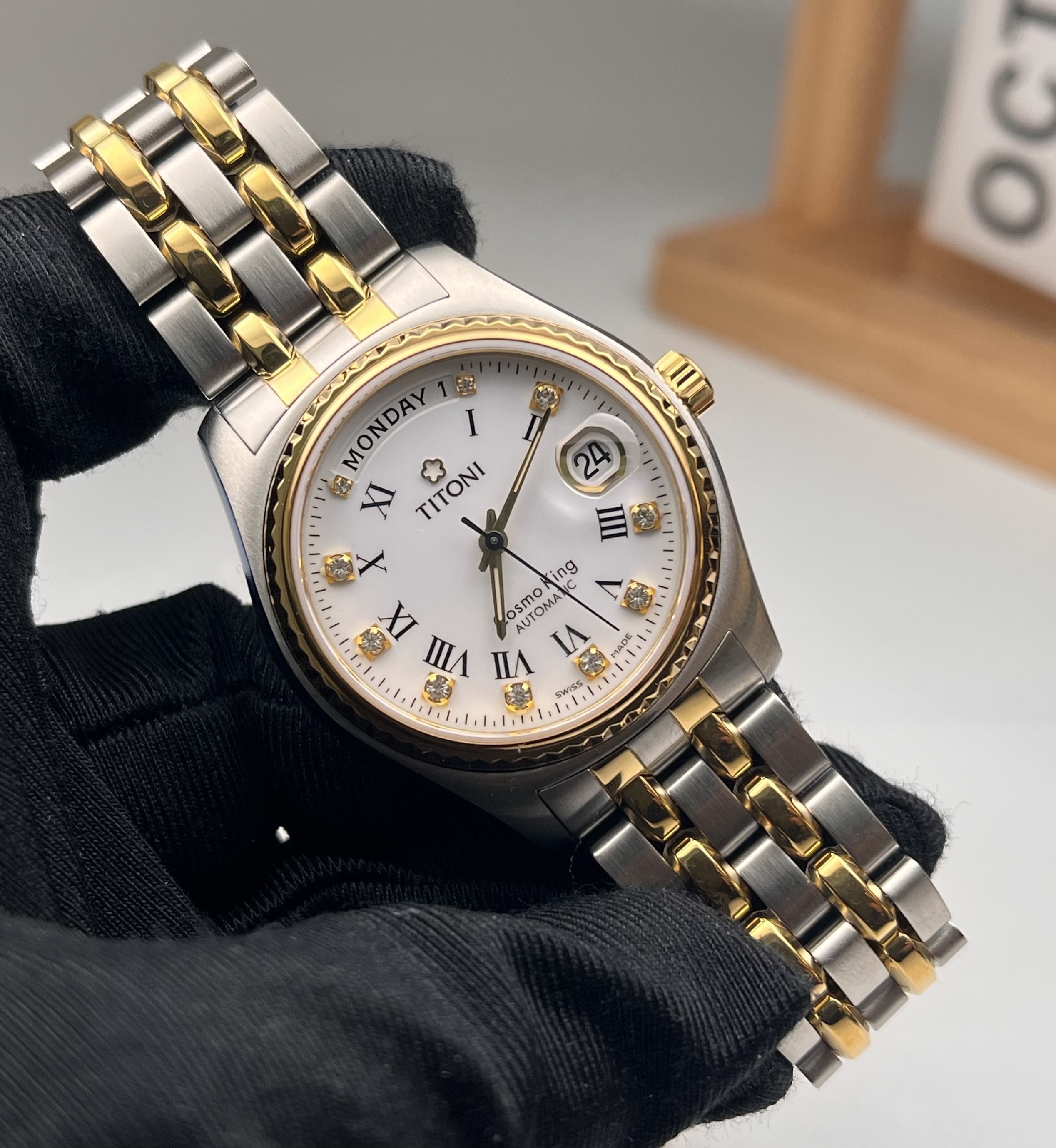 TITONI 777SY-019 detail 1