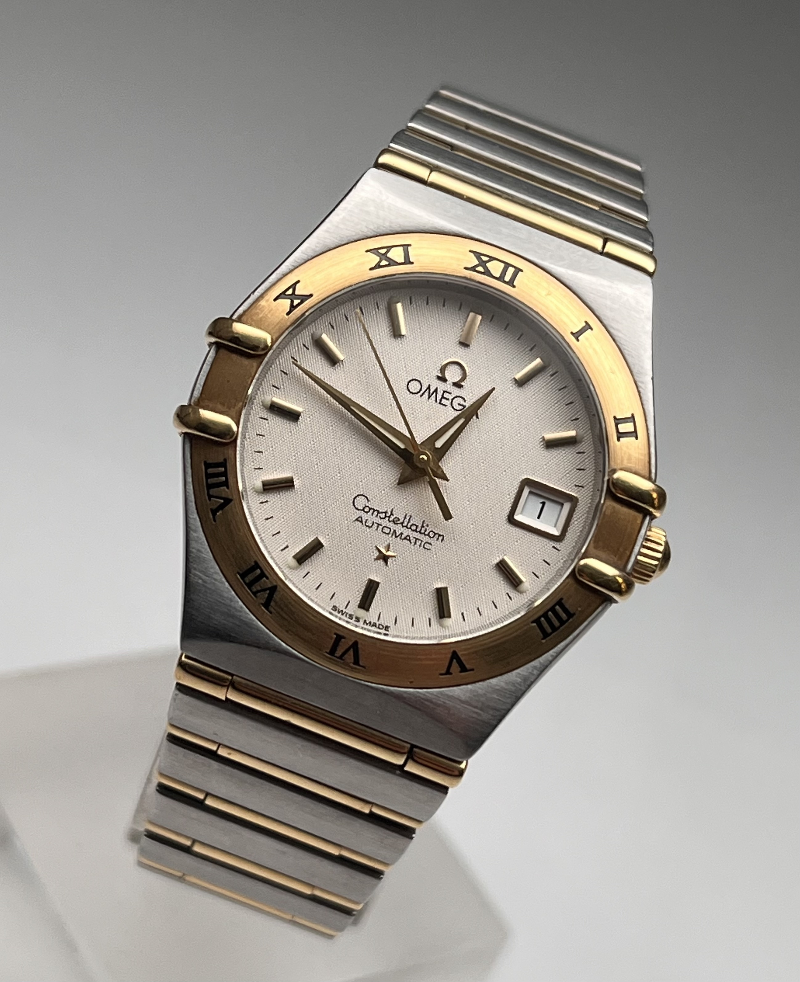 Omega 1292.30.00 detail 2