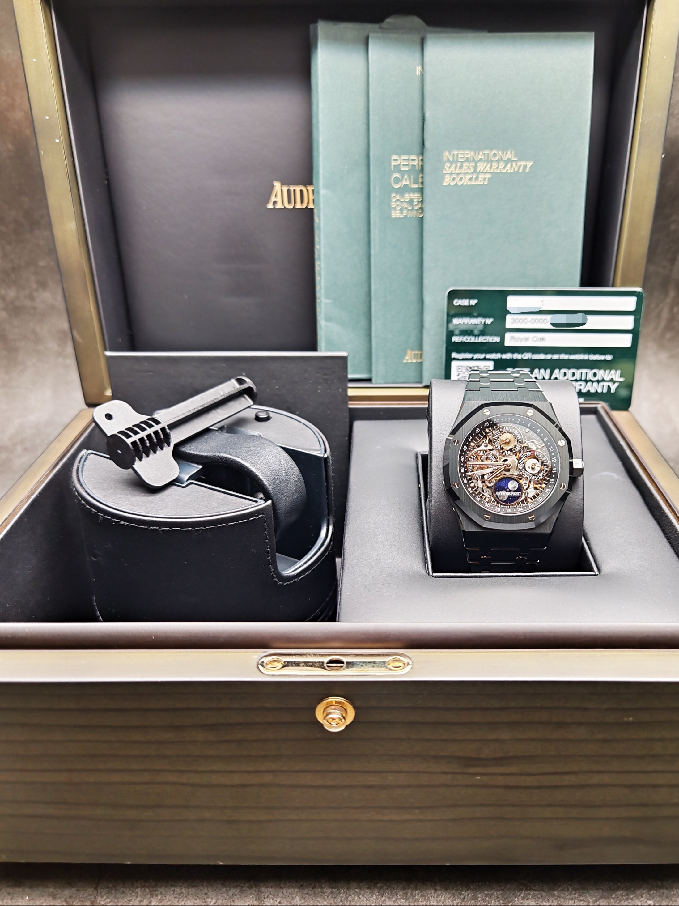 Audemars Piguet 26585CE.OO.1225CE.01 detail 1