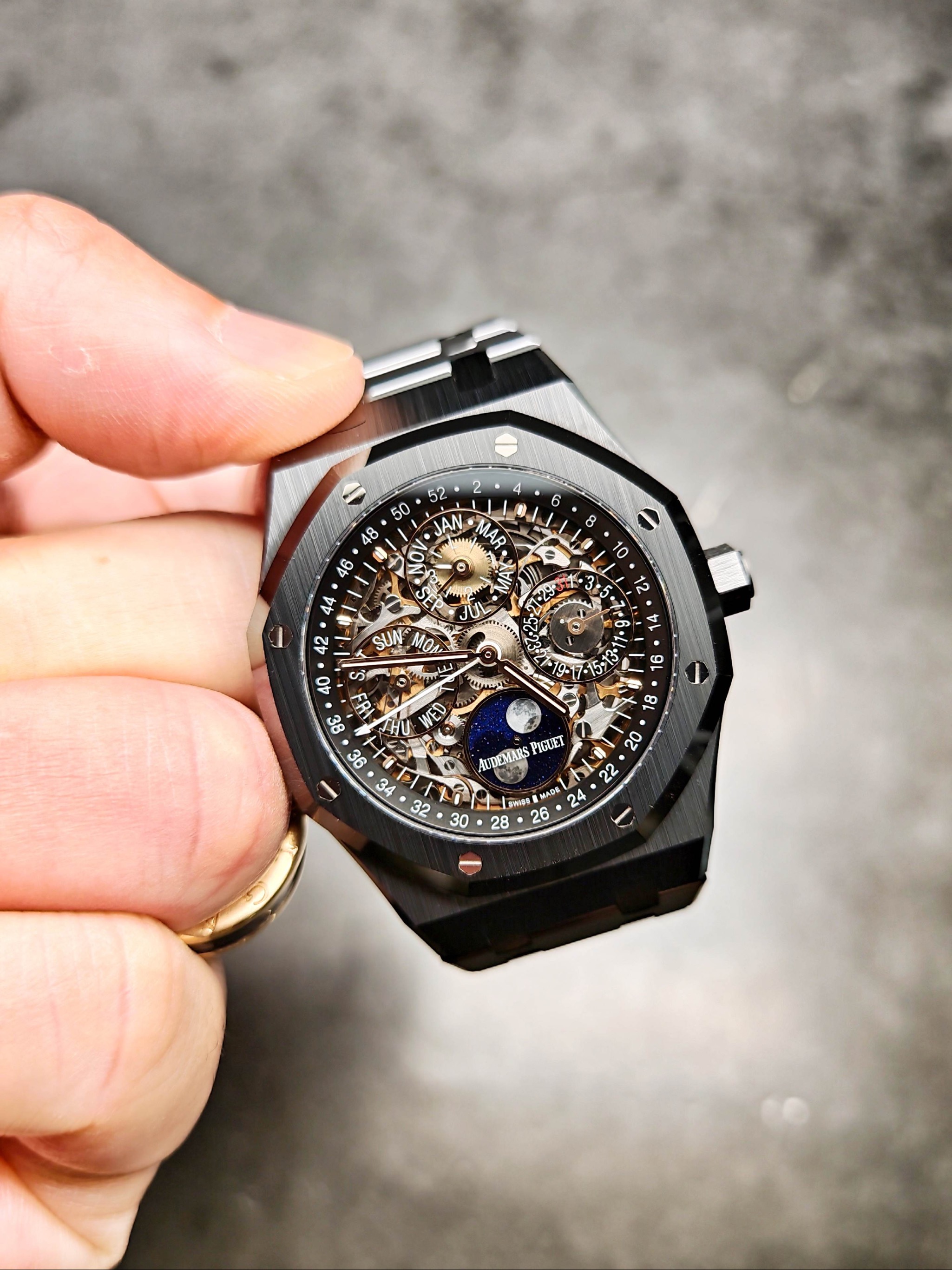 Audemars Piguet 26585CE.OO.1225CE.01 detail 4