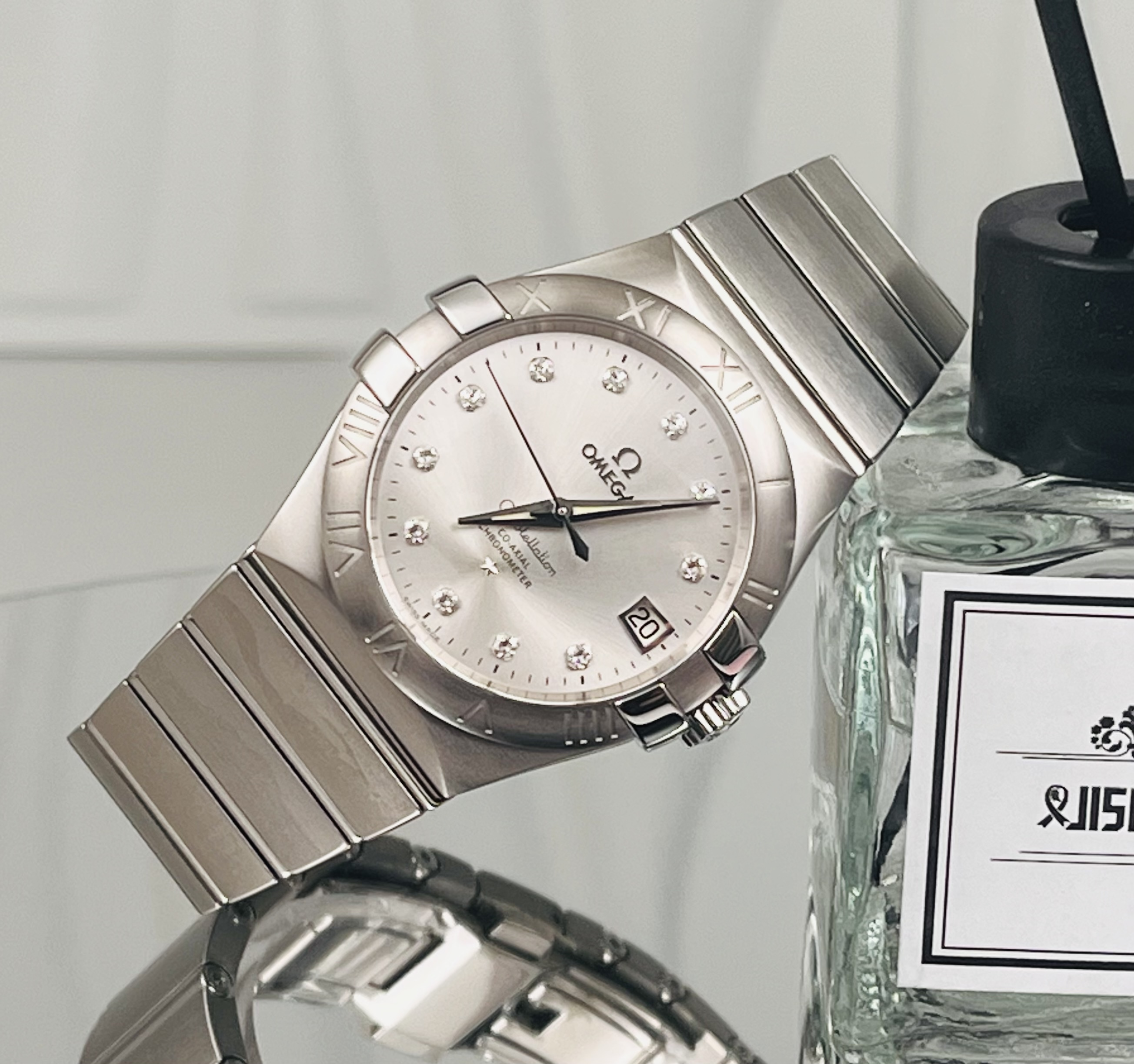 Omega 123.10.35.20.52.001 detail 1