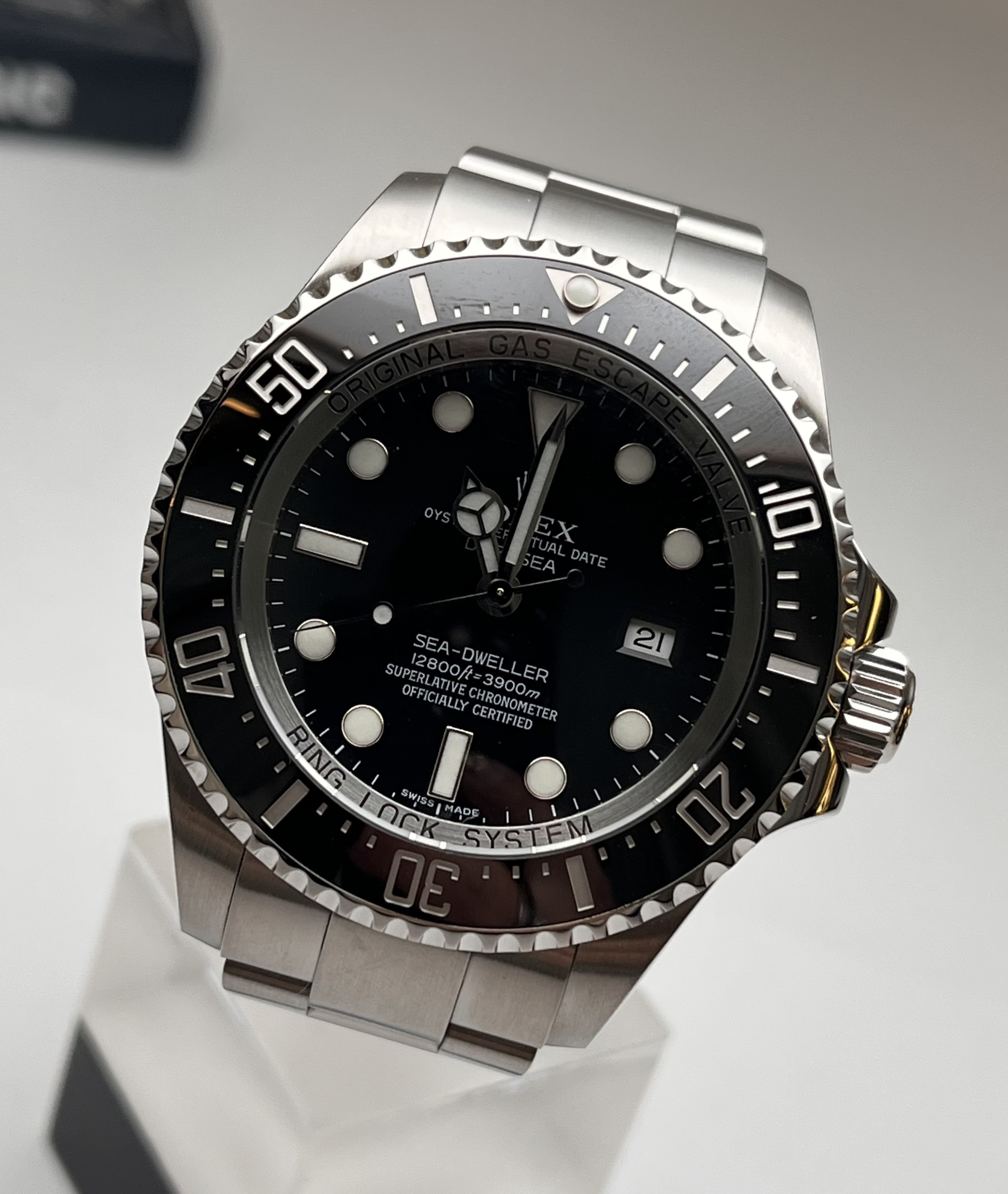 Rolex 116660-98210 detail 4