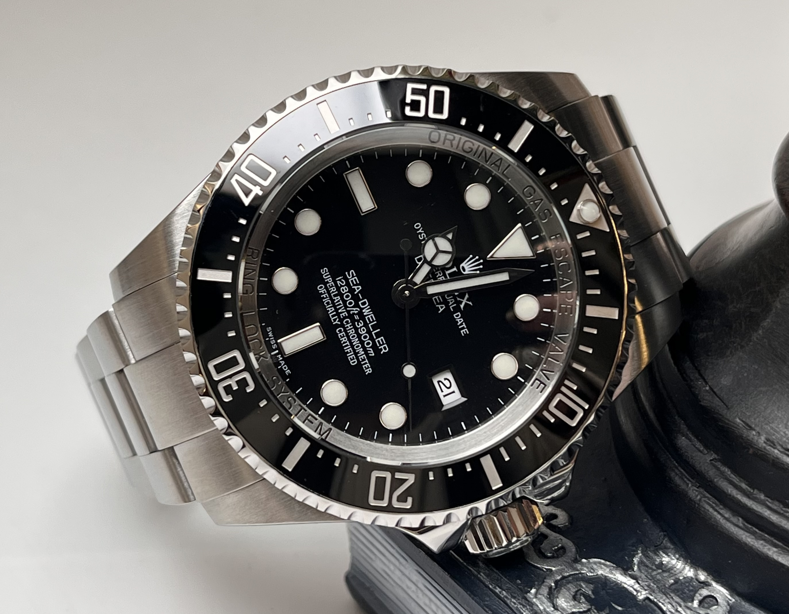 Rolex 116660-98210 detail 5