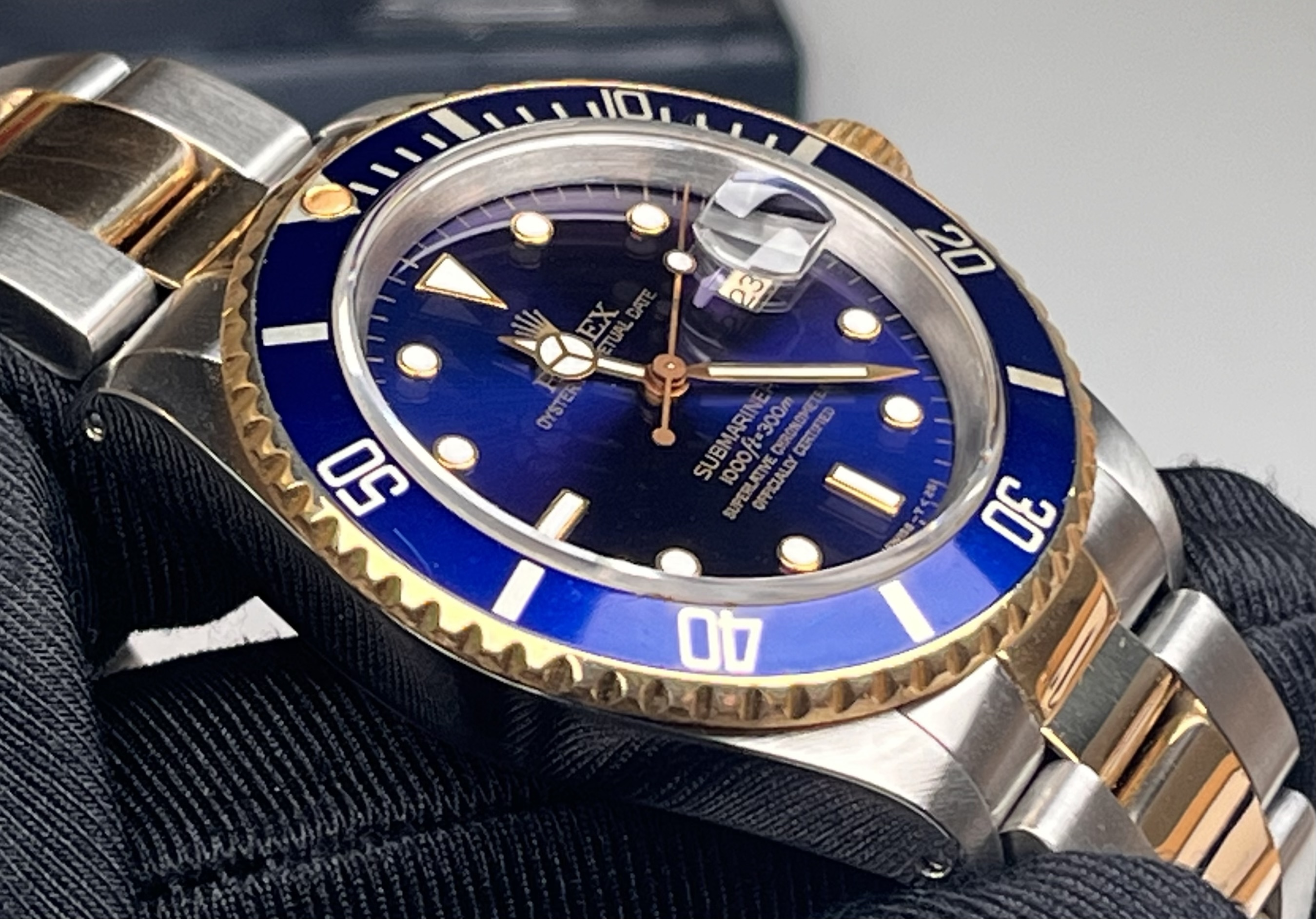 Rolex 16613 detail 3
