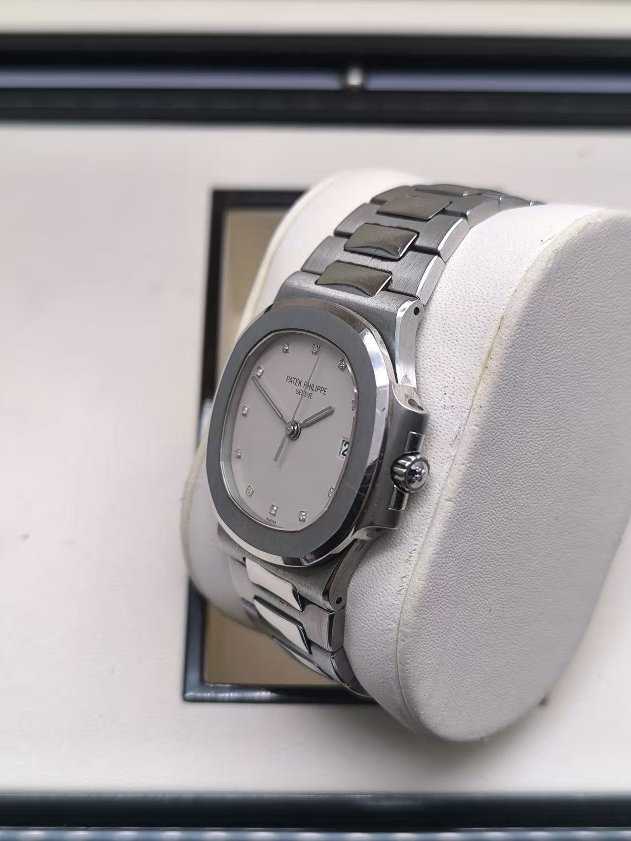 Patek Philippe 3800 / 1A detail 2