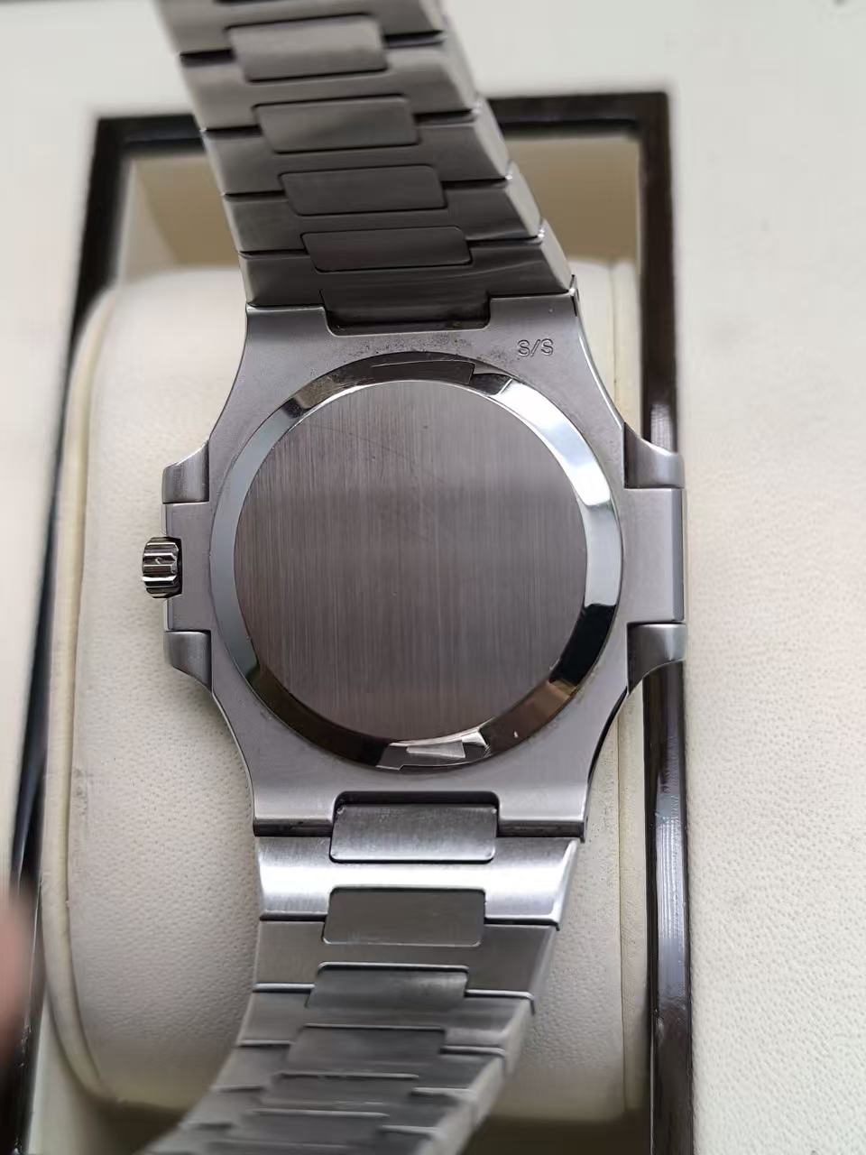 Patek Philippe 3800 / 1A detail 3