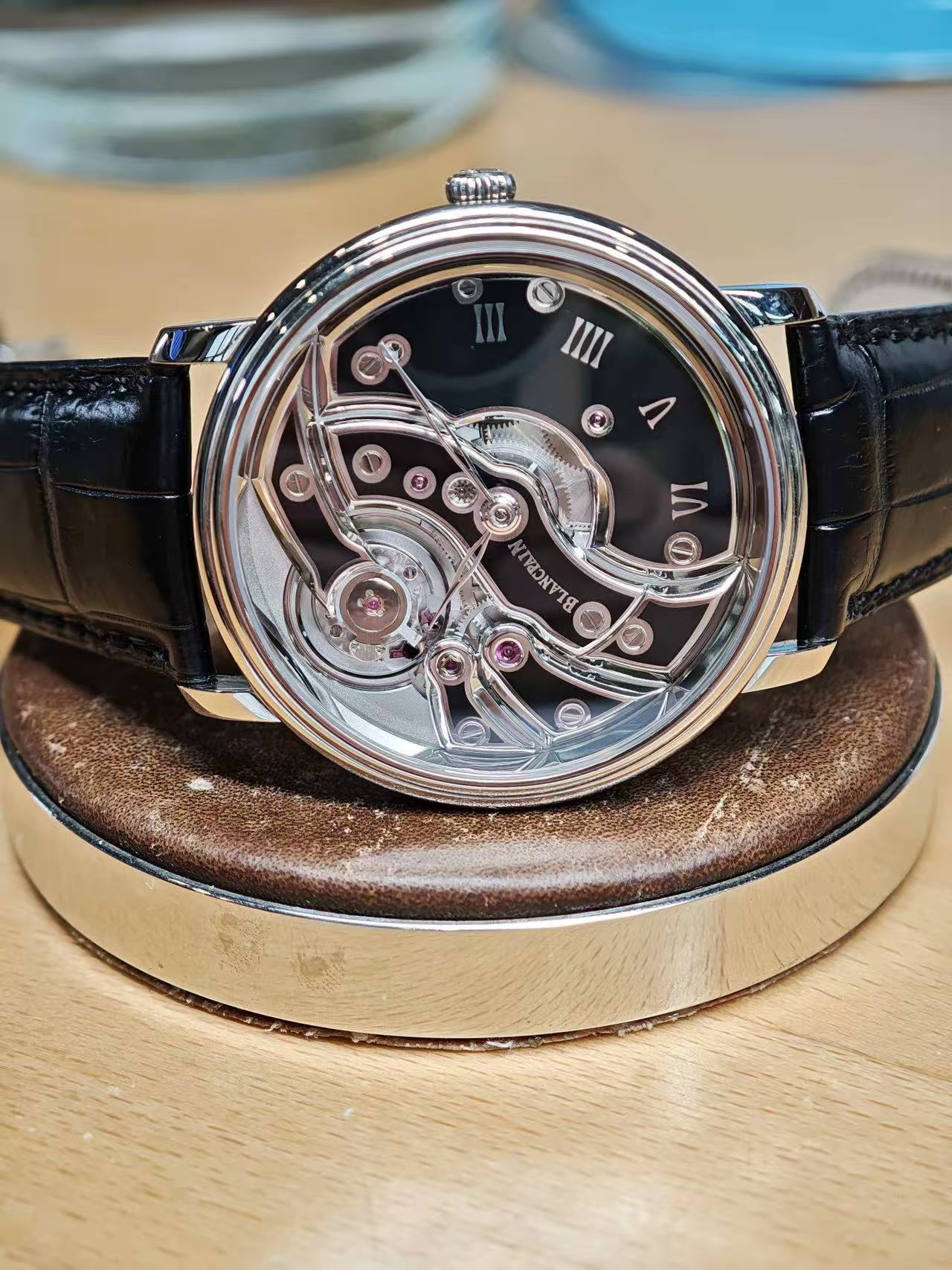 Blancpain 6616 1530 55B detail 8