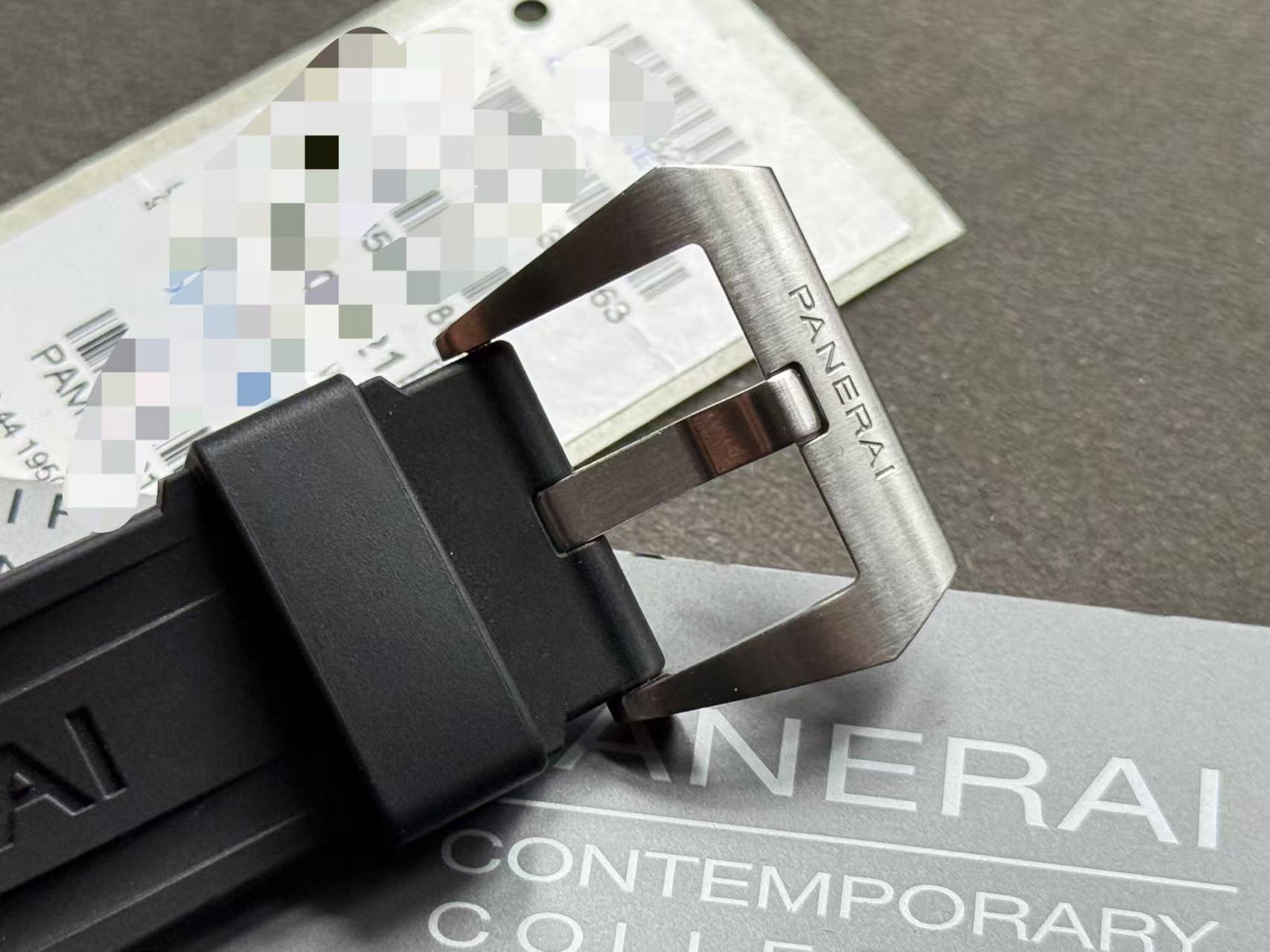 Panerai PAM00321 detail 4