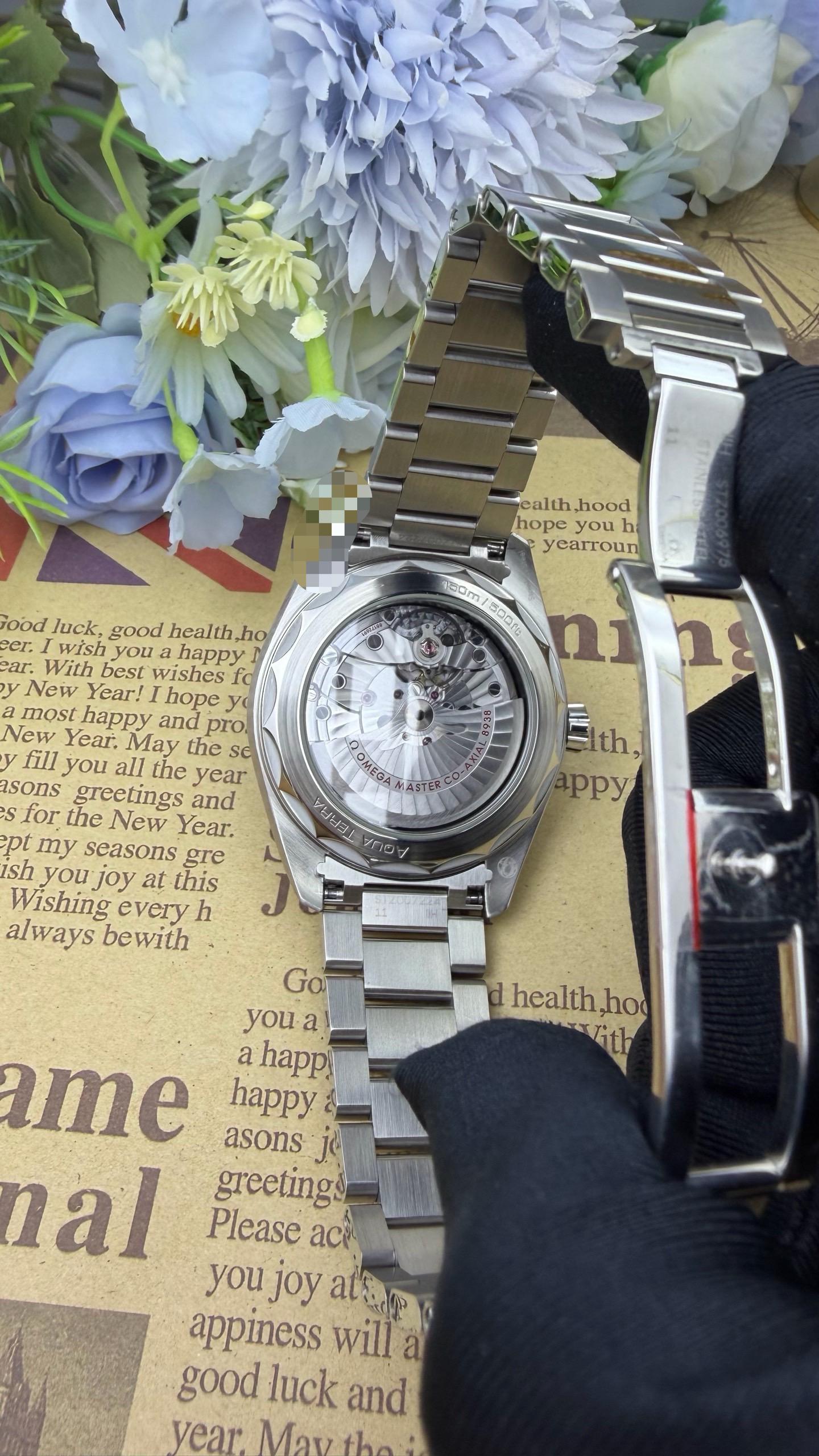 Omega 220.10.43.22.03.001 detail 4