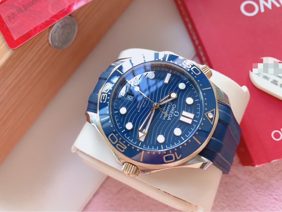 Omega 210.22.42.20.03.002 detail 4