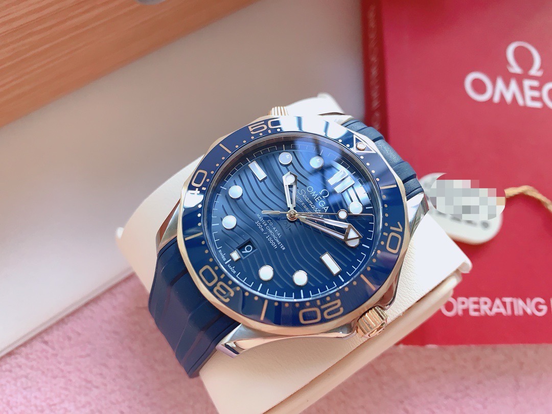 Omega 210.22.42.20.03.002 detail 5
